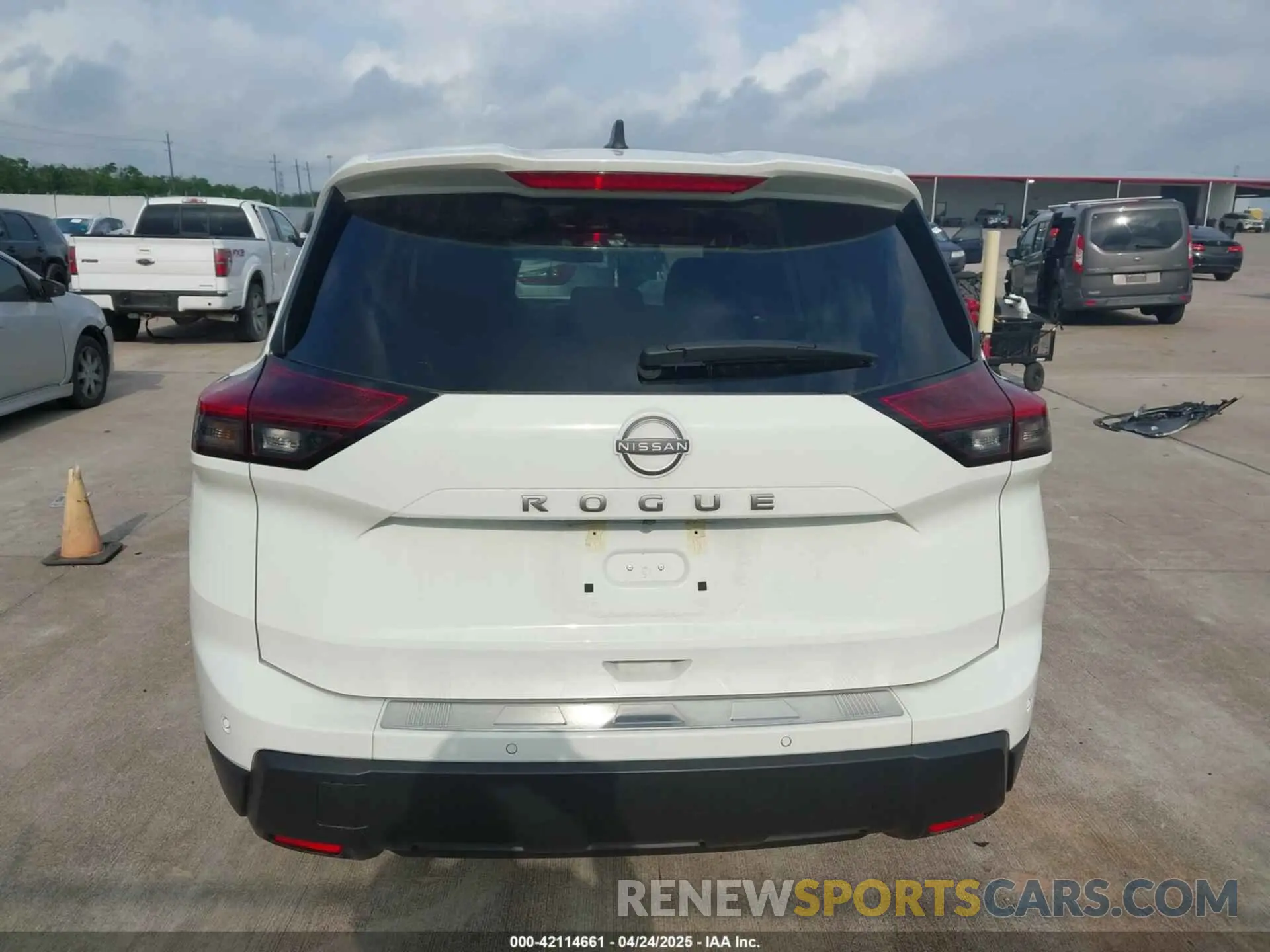 16 Фотография поврежденного автомобиля 5N1BT3AA5RC726064 NISSAN ROGUE 2024