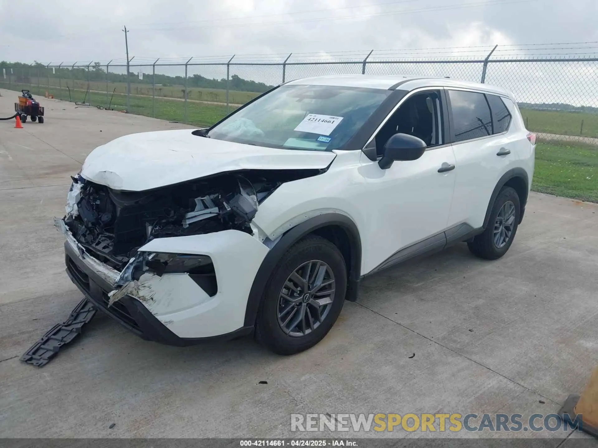 2 Фотография поврежденного автомобиля 5N1BT3AA5RC726064 NISSAN ROGUE 2024