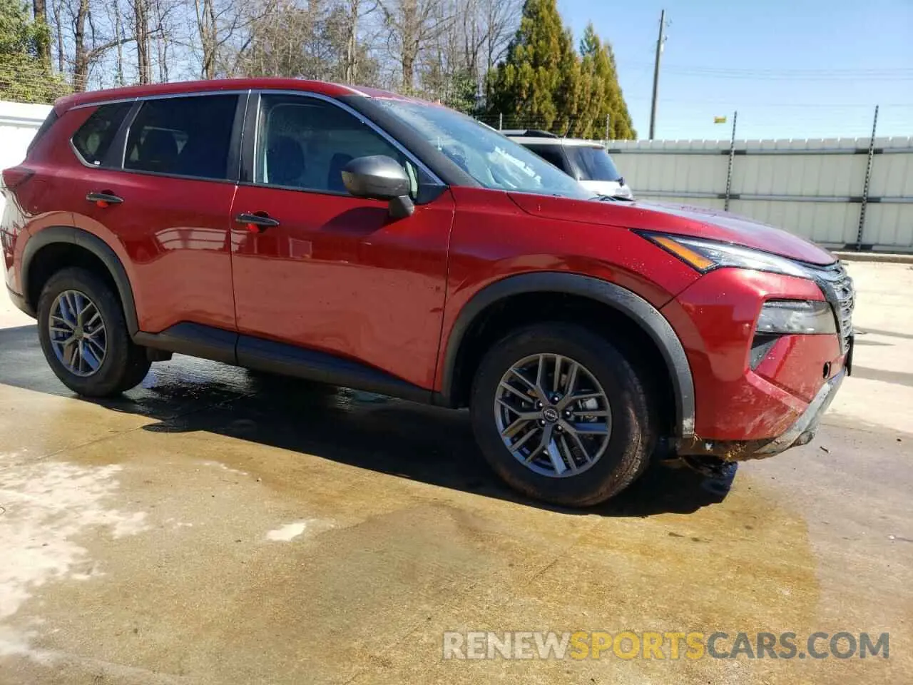 4 Photograph of a damaged car 5N1BT3AA6RC695357 NISSAN ROGUE 2024