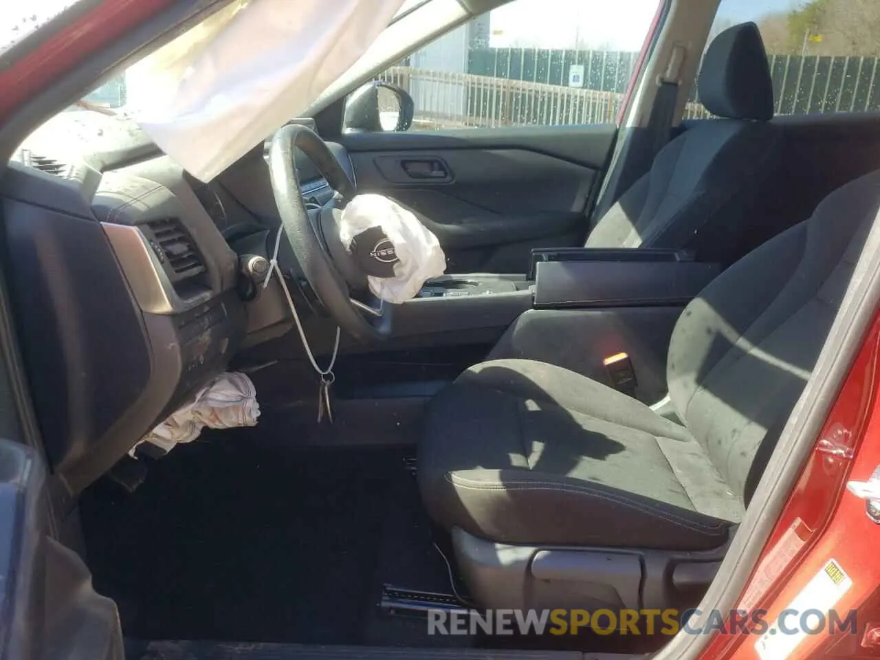 7 Photograph of a damaged car 5N1BT3AA6RC695357 NISSAN ROGUE 2024