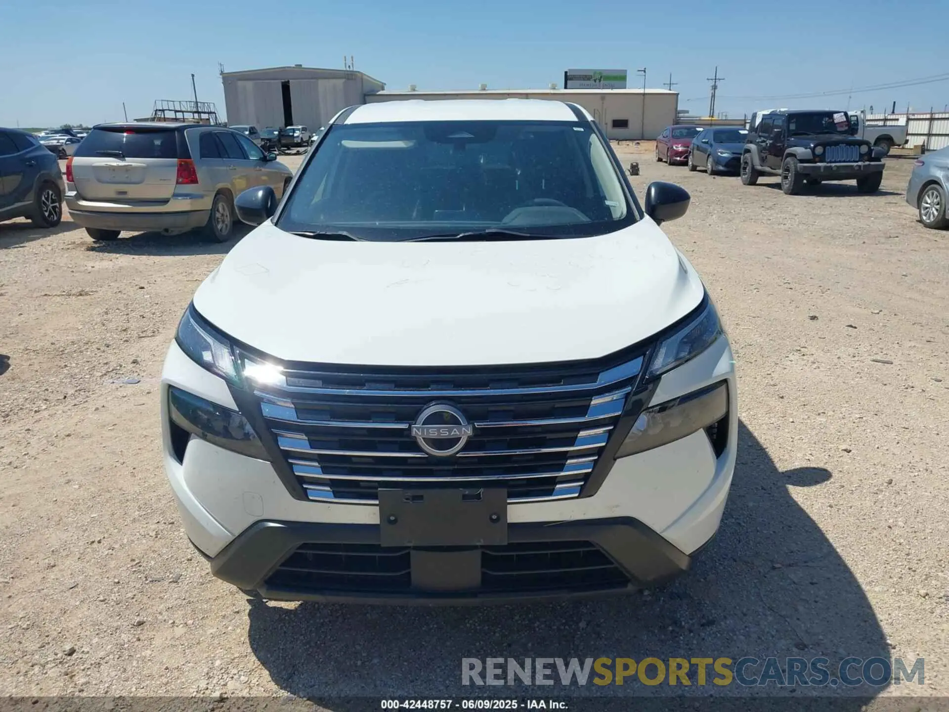 12 Photograph of a damaged car 5N1BT3AA7RC670225 NISSAN ROGUE 2024