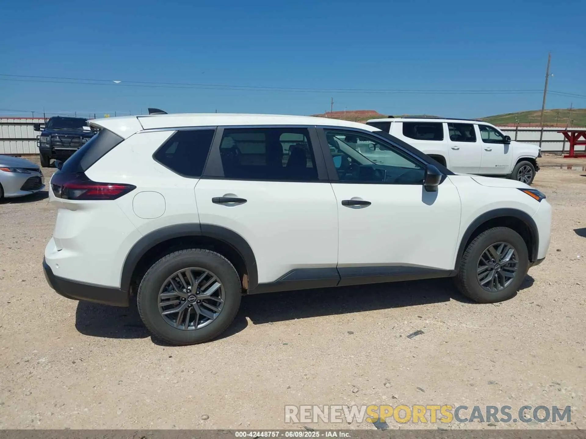 13 Photograph of a damaged car 5N1BT3AA7RC670225 NISSAN ROGUE 2024