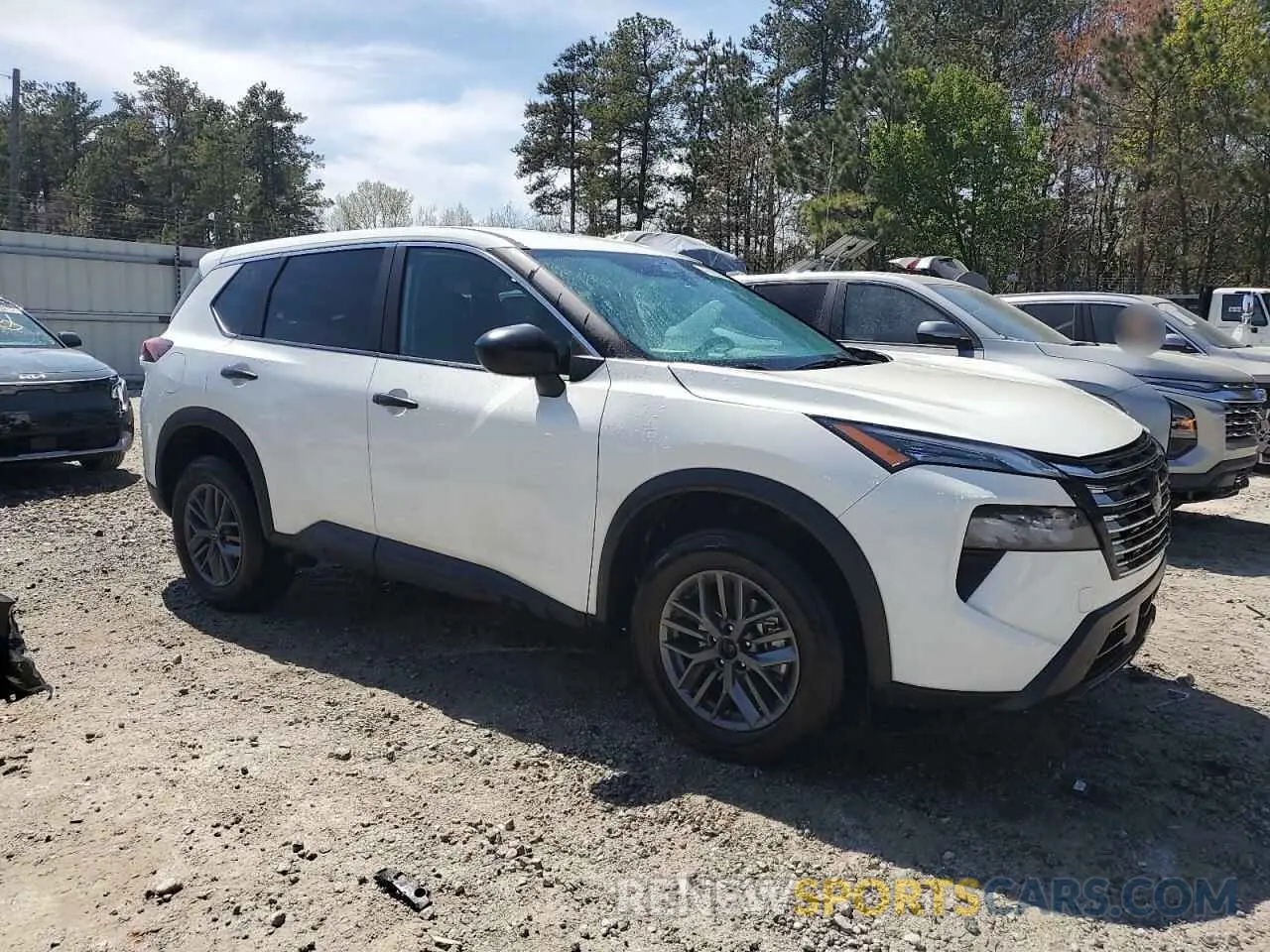 4 Photograph of a damaged car 5N1BT3AA7RC710917 NISSAN ROGUE 2024