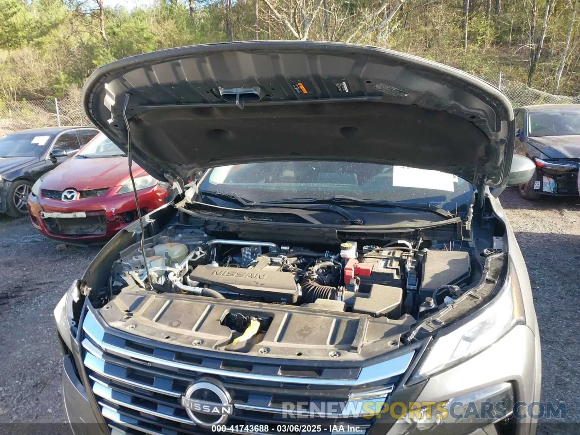 10 Photograph of a damaged car 5N1BT3AB0RC709195 NISSAN ROGUE 2024