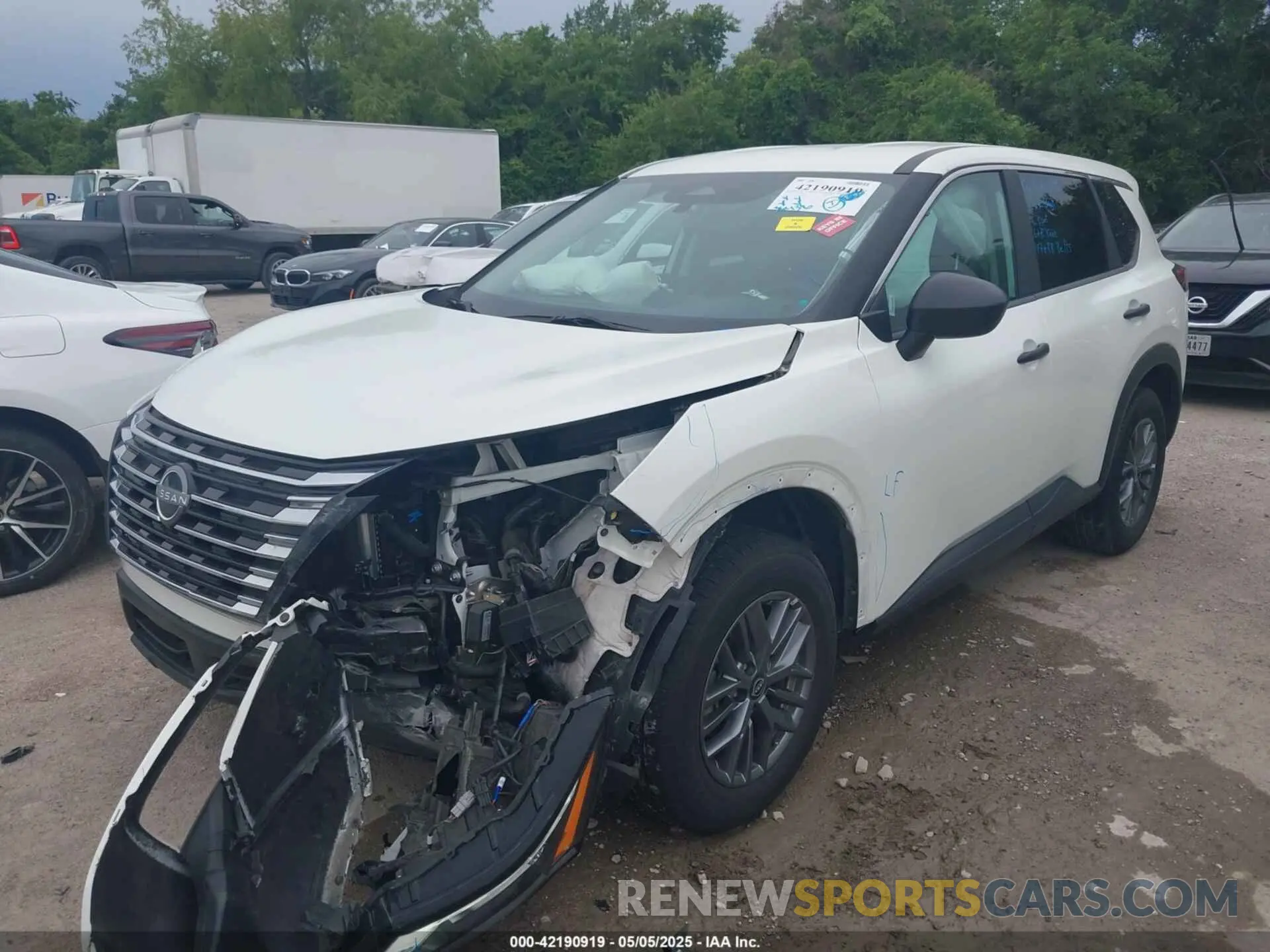 2 Photograph of a damaged car 5N1BT3AB1RC708024 NISSAN ROGUE 2024