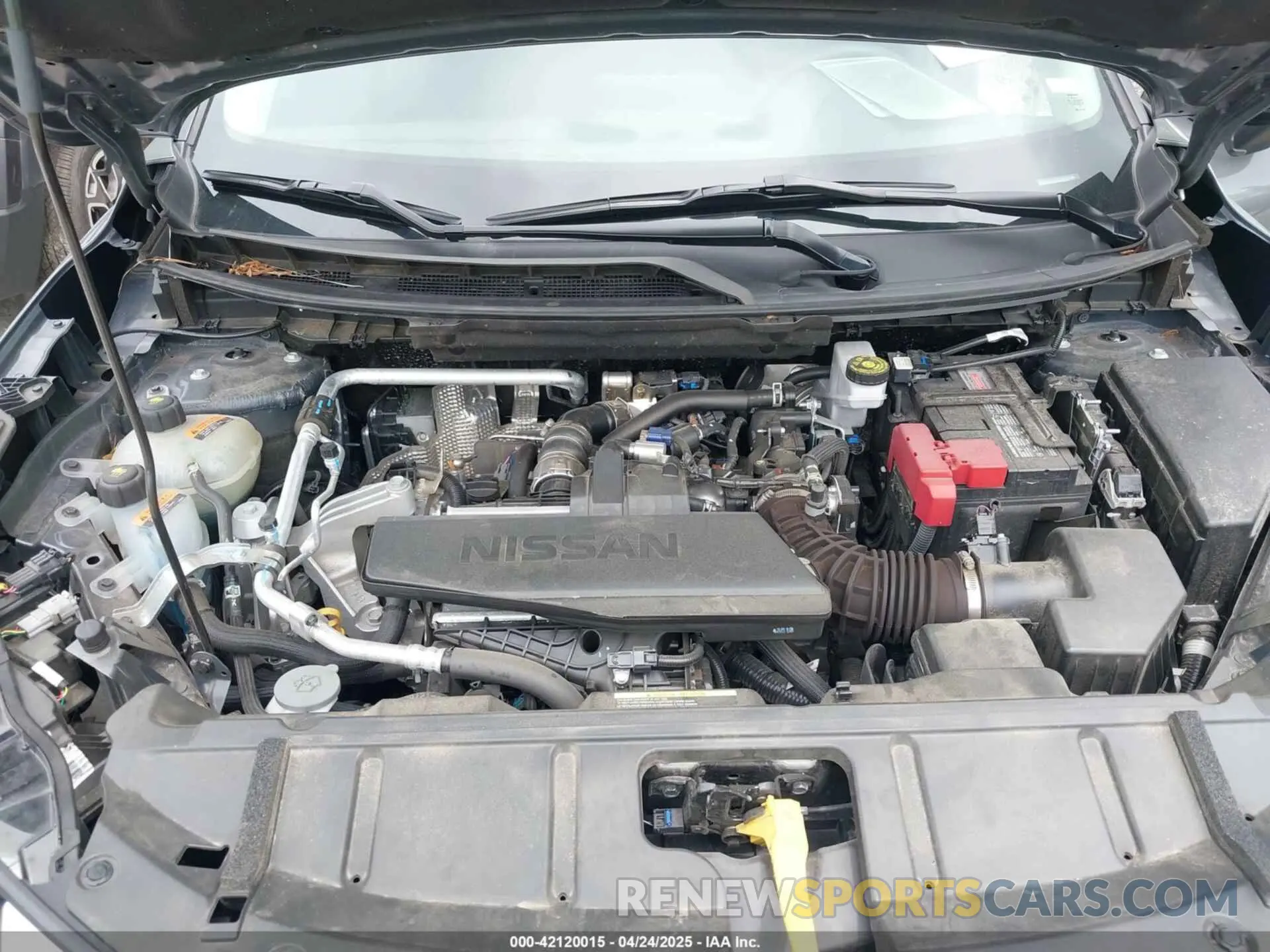 10 Photograph of a damaged car 5N1BT3AB3RC695244 NISSAN ROGUE 2024
