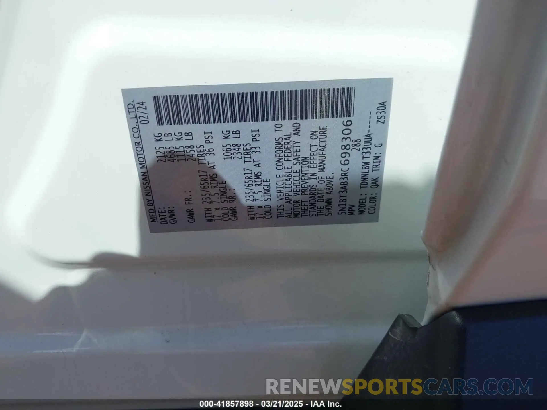 9 Photograph of a damaged car 5N1BT3AB3RC698306 NISSAN ROGUE 2024