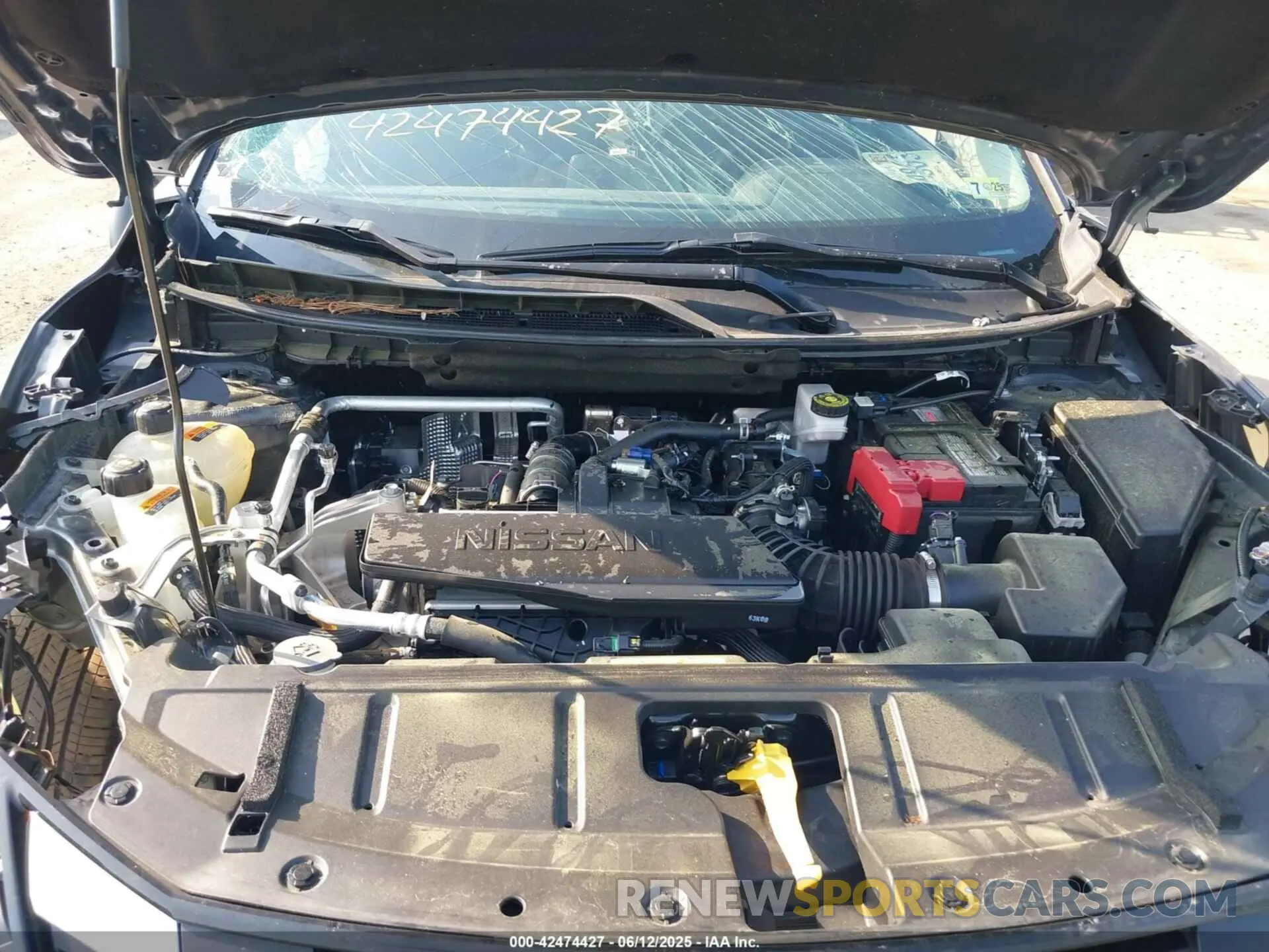 10 Photograph of a damaged car 5N1BT3AB5RC761390 NISSAN ROGUE 2024