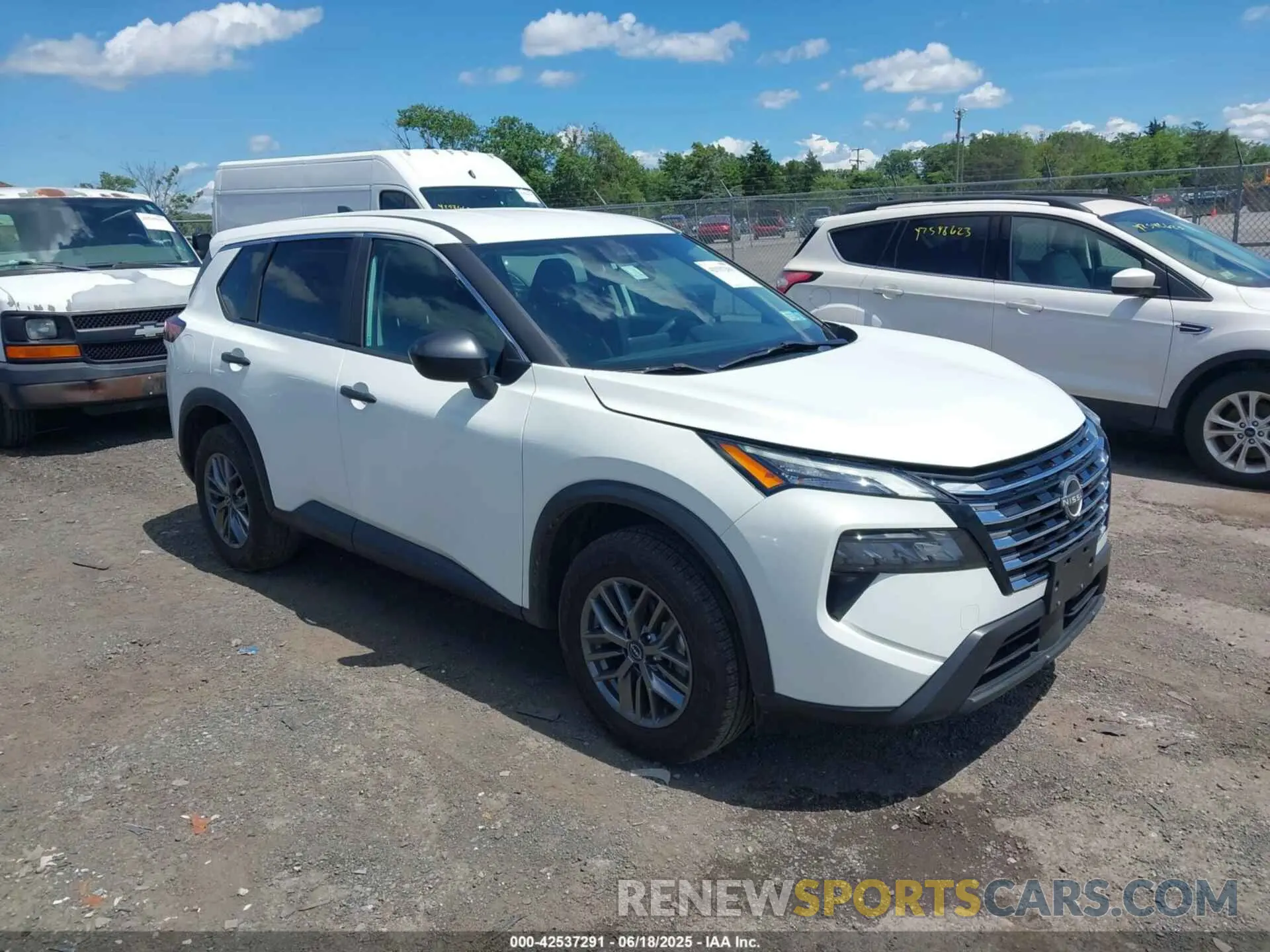 1 Photograph of a damaged car 5N1BT3AB7RC670251 NISSAN ROGUE 2024