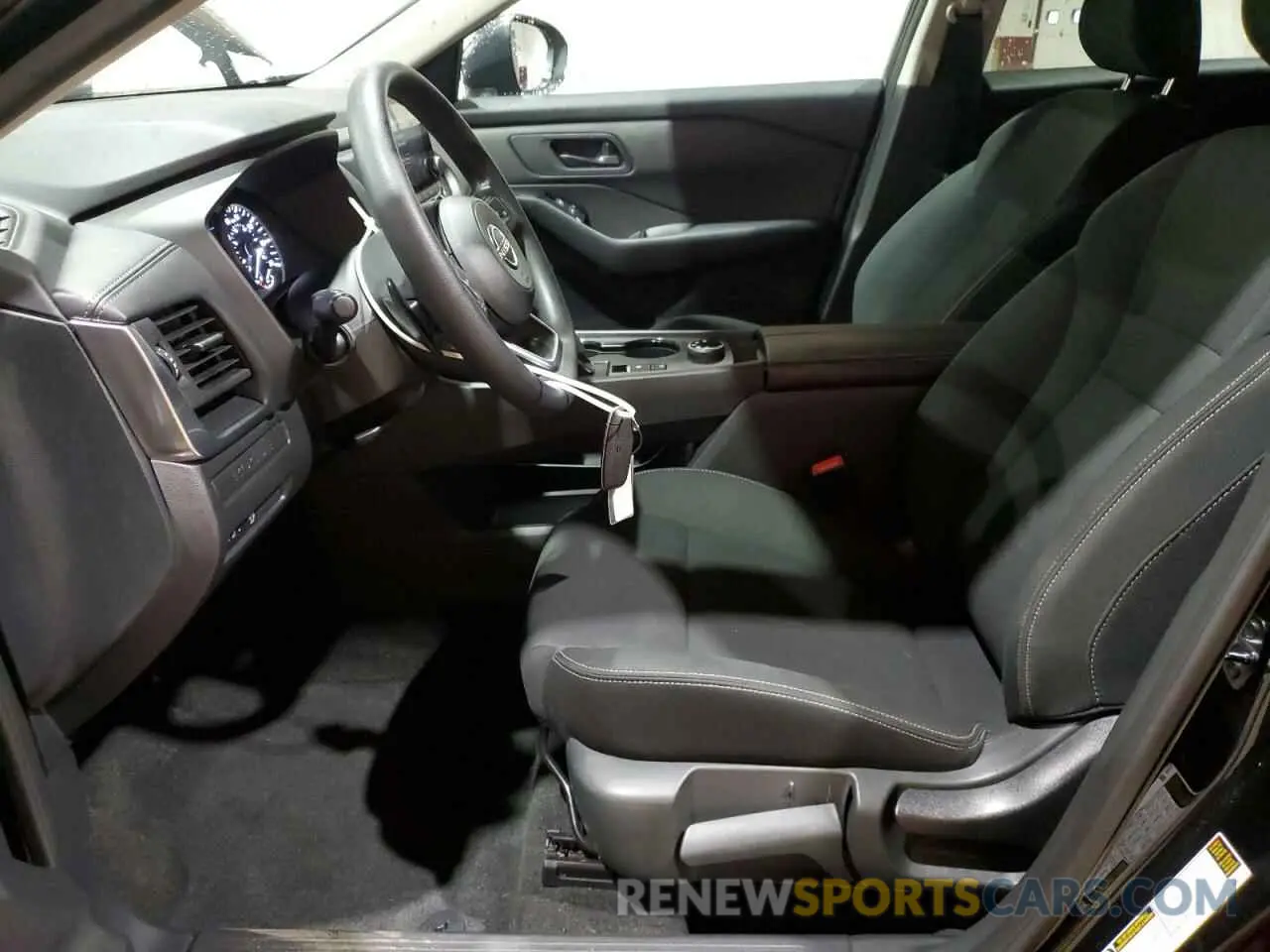 7 Photograph of a damaged car 5N1BT3AB8RC687883 NISSAN ROGUE 2024