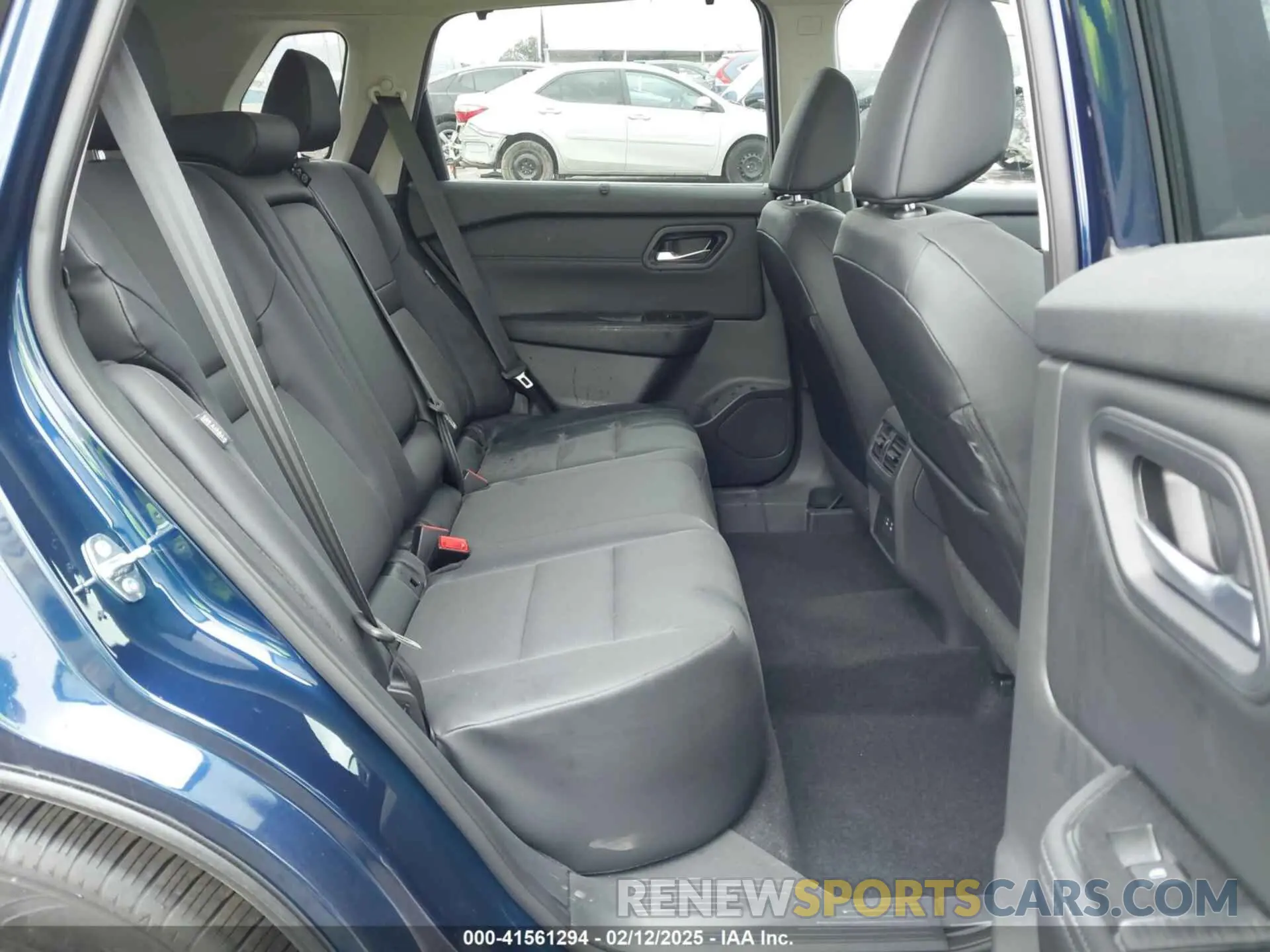 8 Photograph of a damaged car 5N1BT3BA2RC739207 NISSAN ROGUE 2024