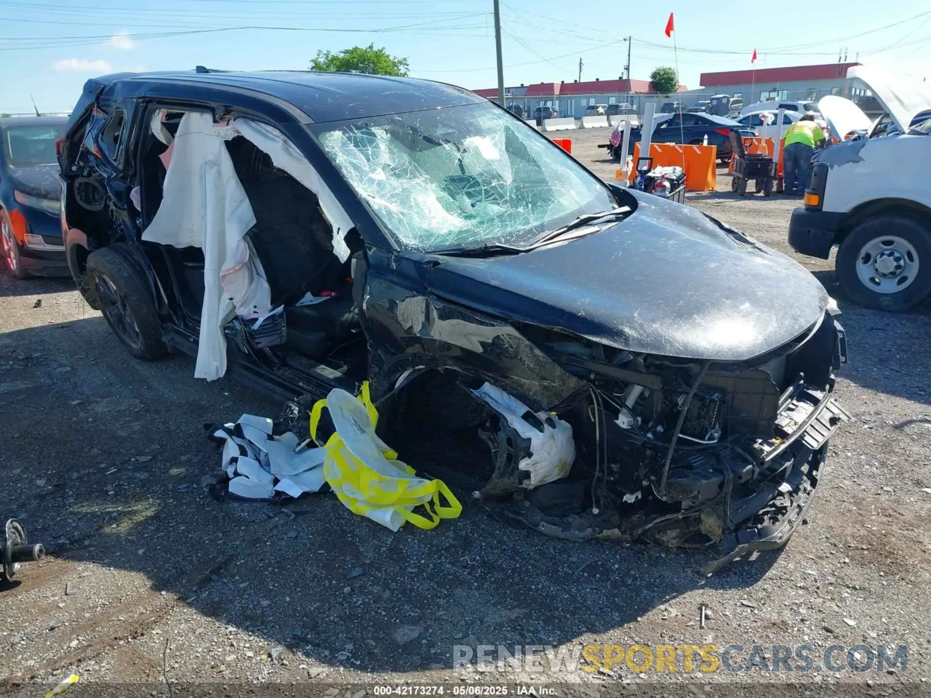1 Фотография поврежденного автомобиля 5N1BT3BA2RC741622 NISSAN ROGUE 2024