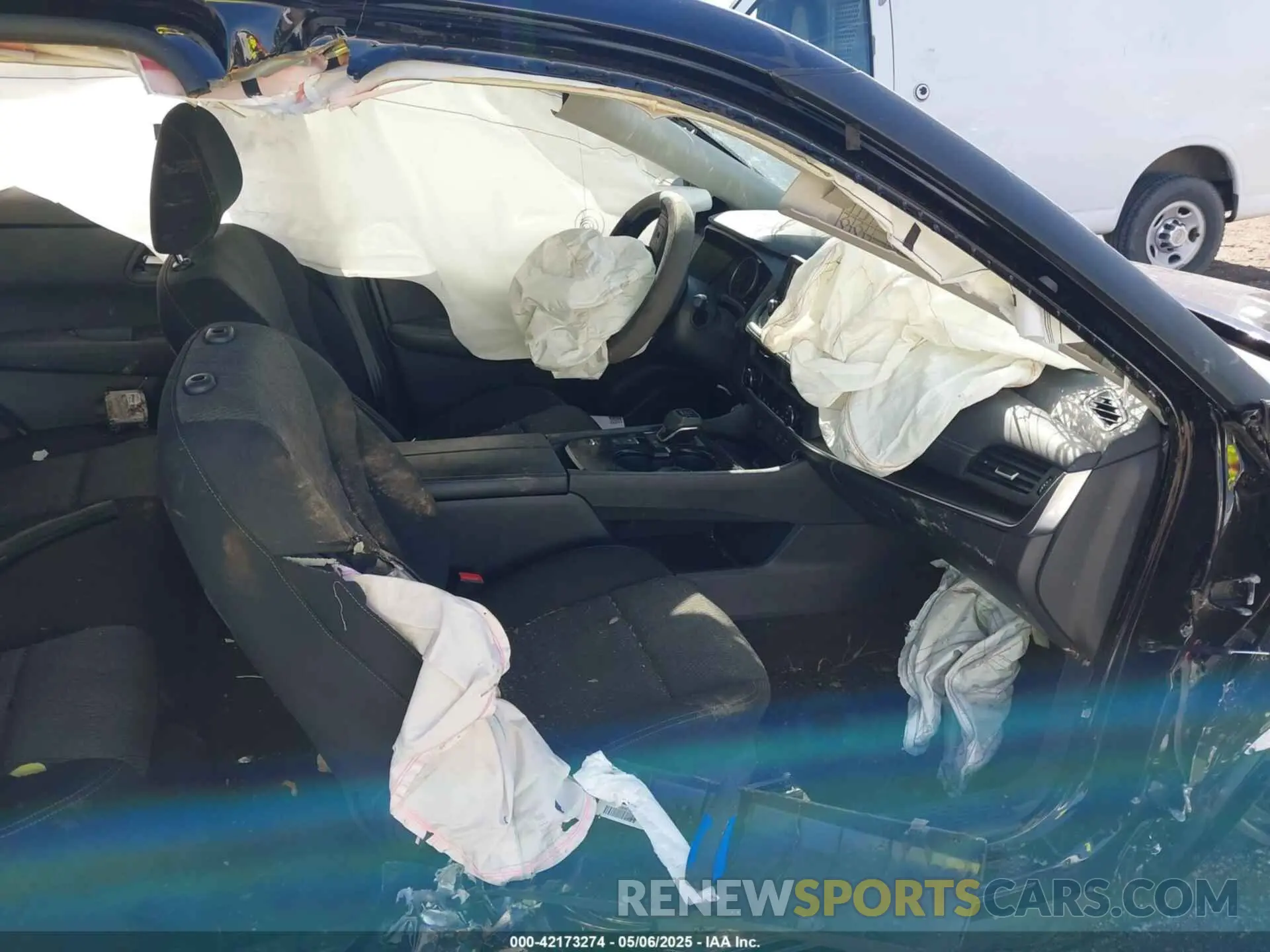 5 Фотография поврежденного автомобиля 5N1BT3BA2RC741622 NISSAN ROGUE 2024