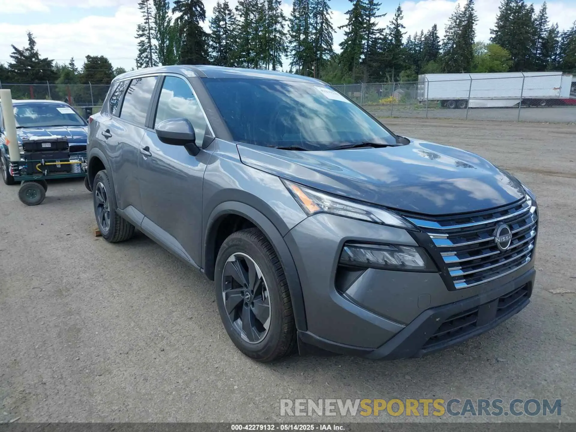 1 Photograph of a damaged car 5N1BT3BA3RC672598 NISSAN ROGUE 2024
