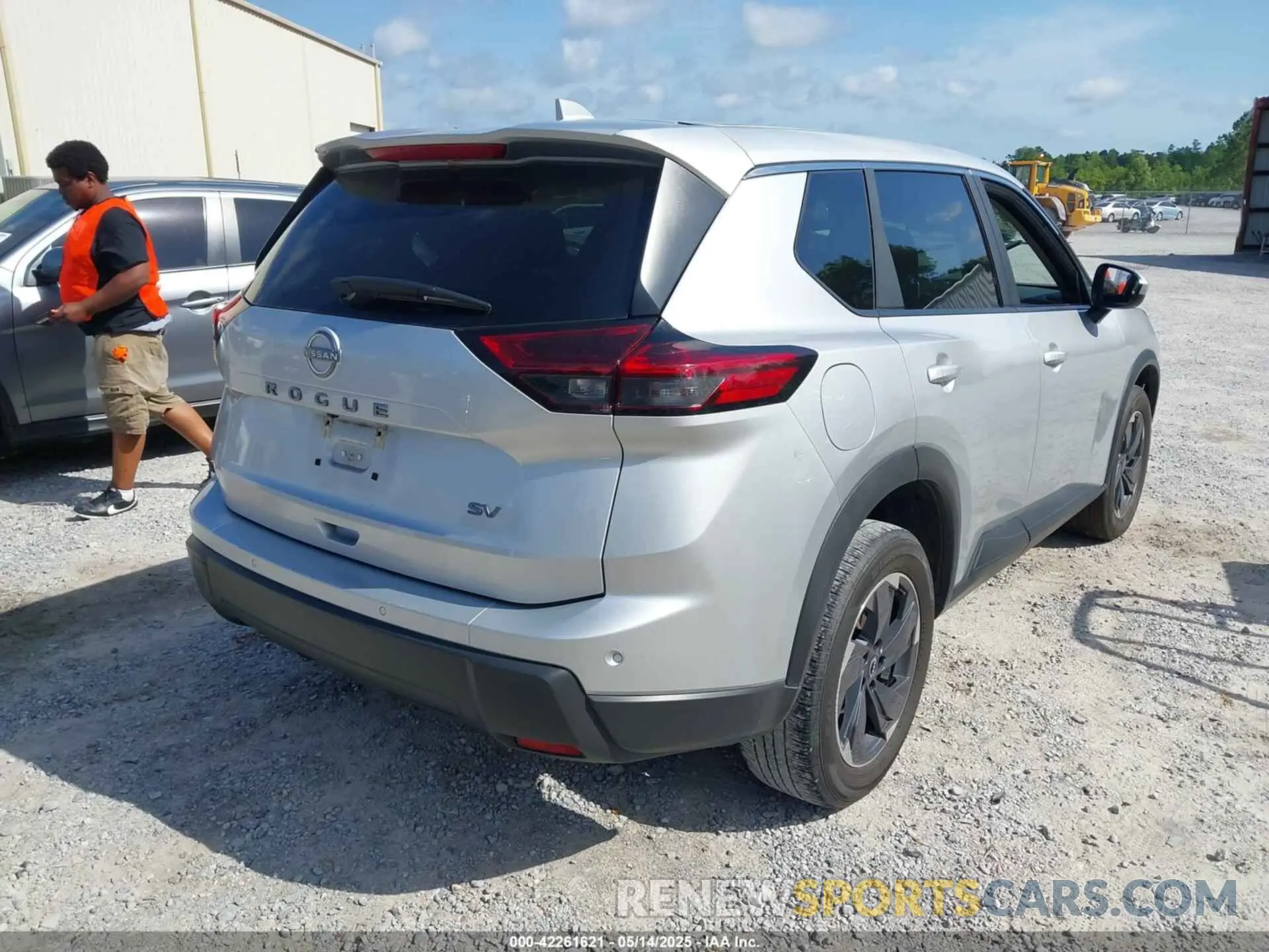 4 Фотография поврежденного автомобиля 5N1BT3BA3RC711402 NISSAN ROGUE 2024