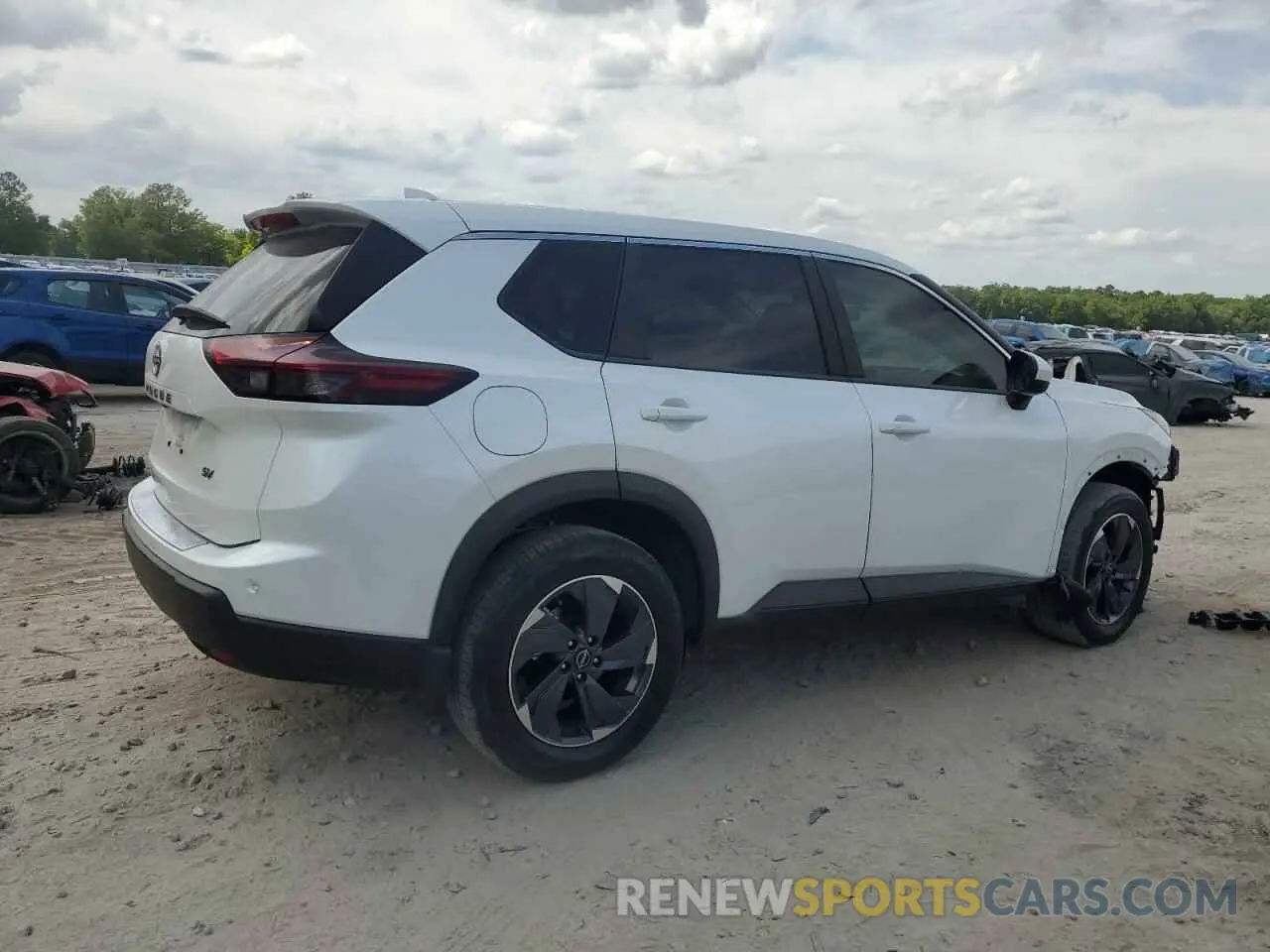 3 Photograph of a damaged car 5N1BT3BA3RC728846 NISSAN ROGUE 2024