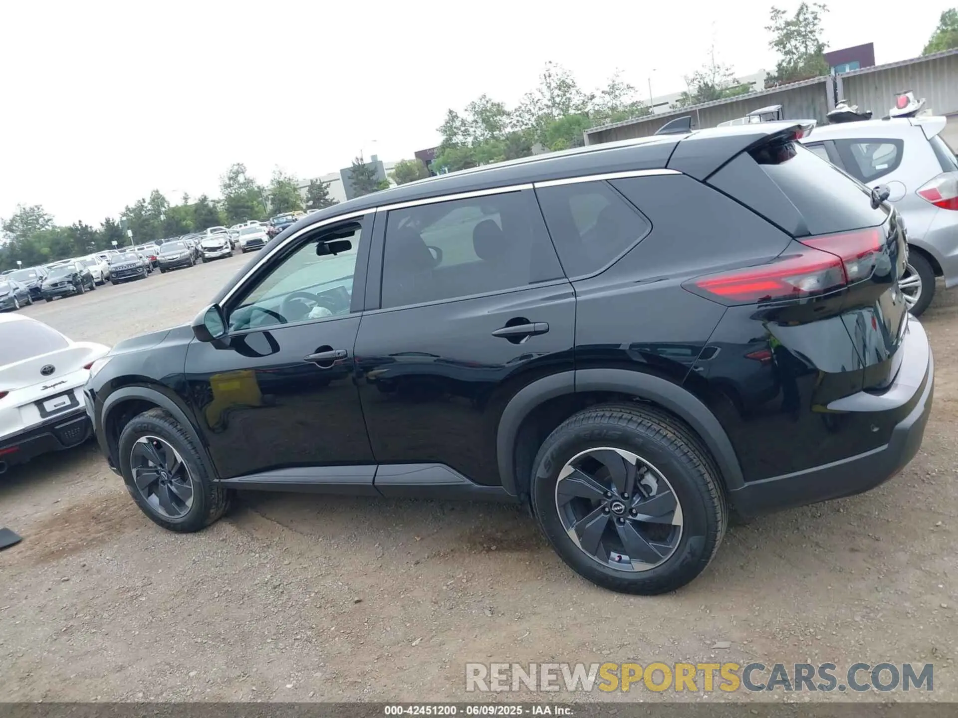 14 Фотография поврежденного автомобиля 5N1BT3BA6RC695969 NISSAN ROGUE 2024
