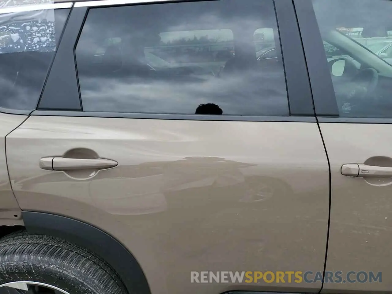 10 Фотография поврежденного автомобиля 5N1BT3BA6RC739887 NISSAN ROGUE 2024