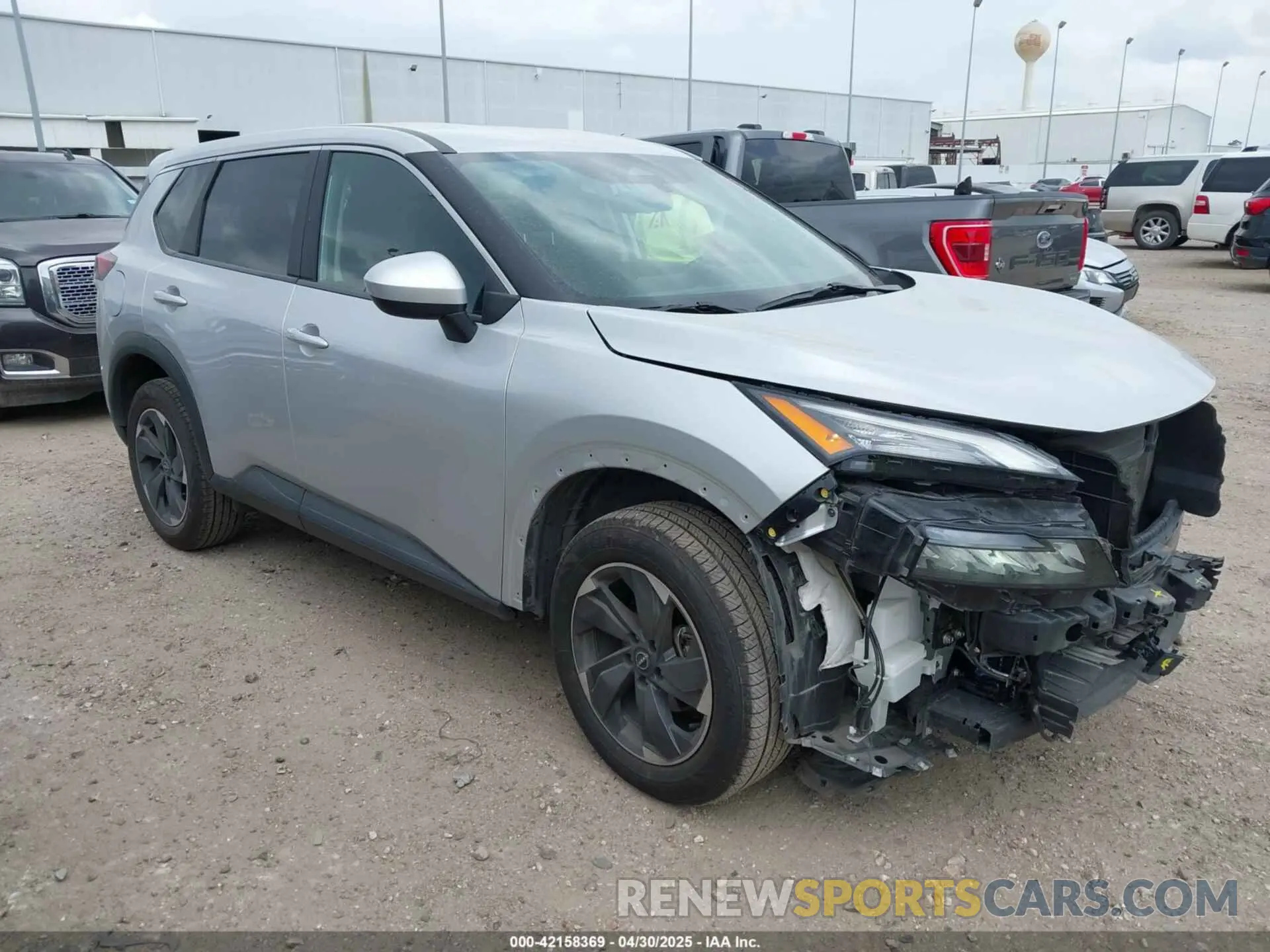 1 Photograph of a damaged car 5N1BT3BA7RC677593 NISSAN ROGUE 2024