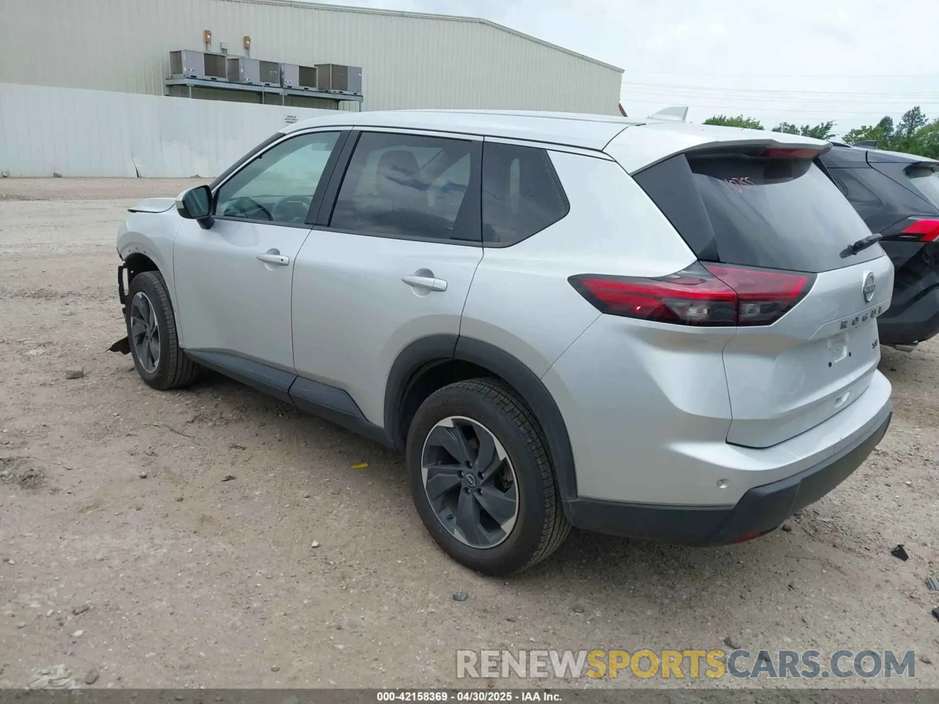 3 Photograph of a damaged car 5N1BT3BA7RC677593 NISSAN ROGUE 2024