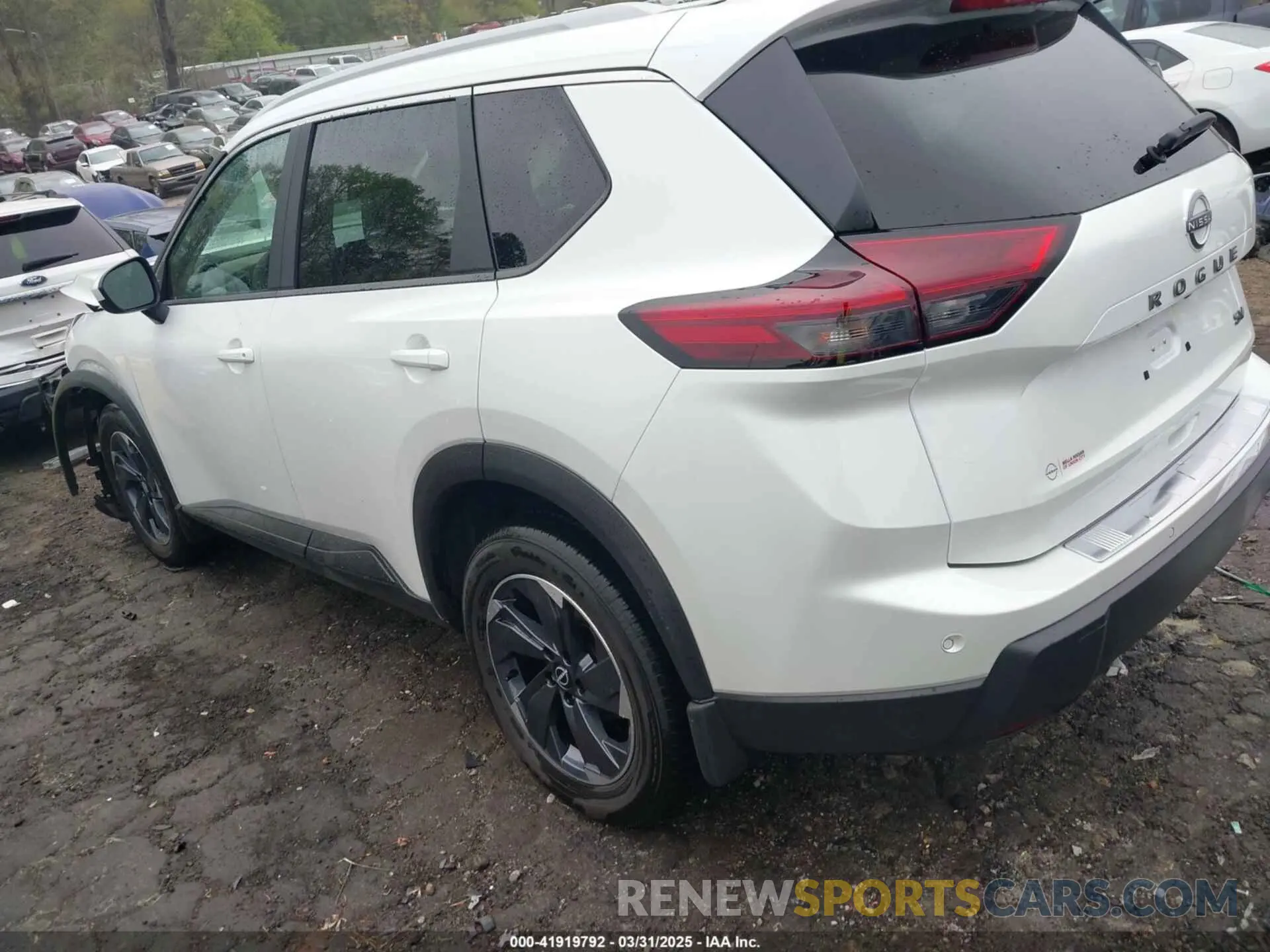 3 Photograph of a damaged car 5N1BT3BA8RC751023 NISSAN ROGUE 2024