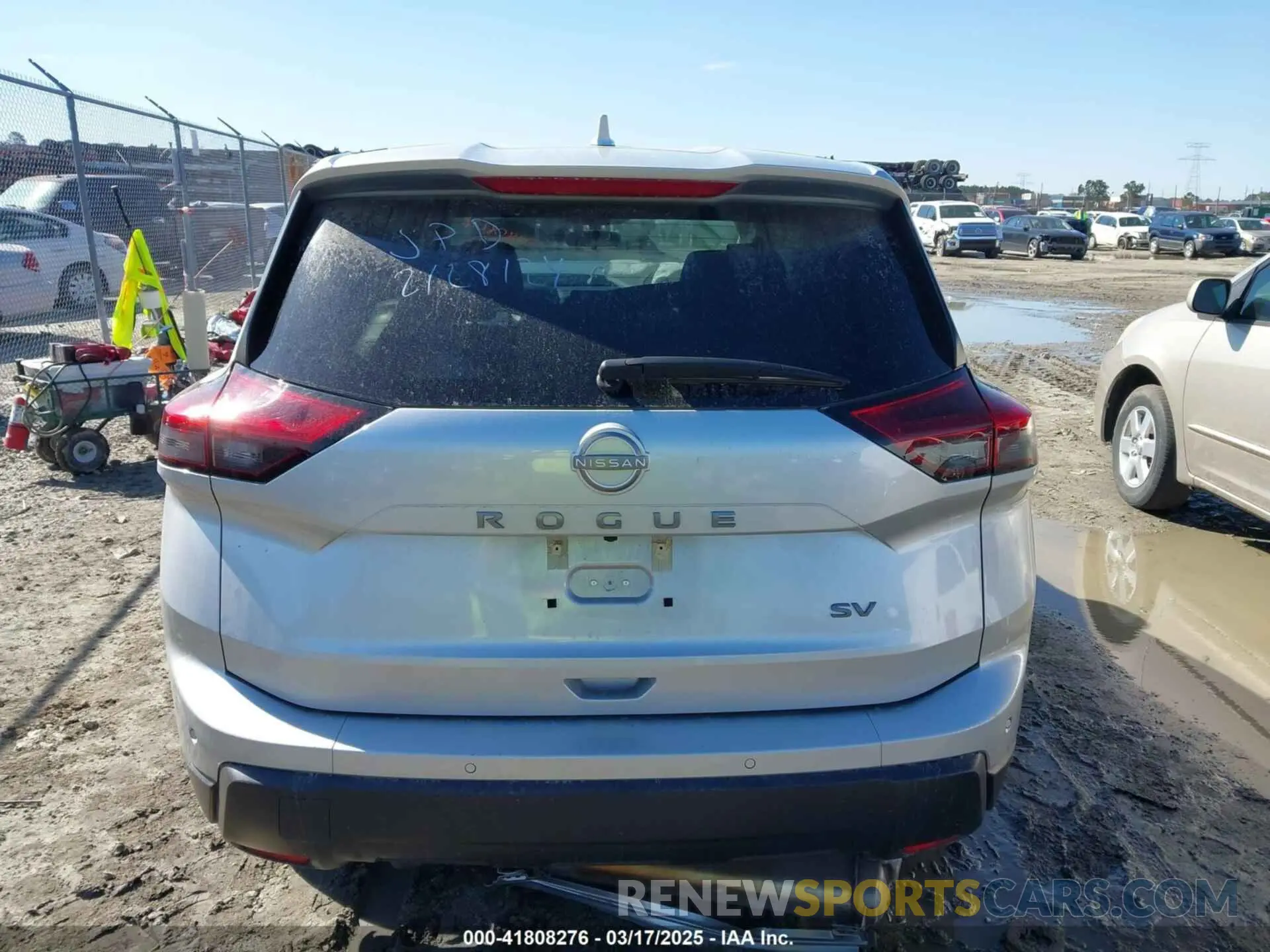 16 Photograph of a damaged car 5N1BT3BA9RC692645 NISSAN ROGUE 2024