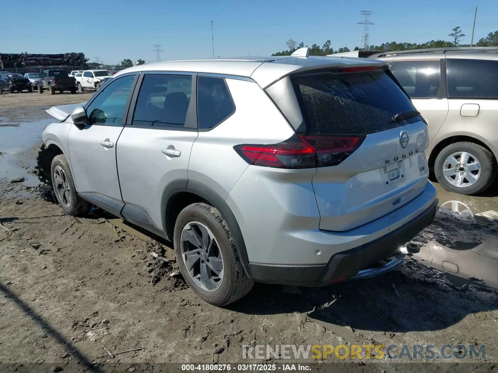 3 Photograph of a damaged car 5N1BT3BA9RC692645 NISSAN ROGUE 2024
