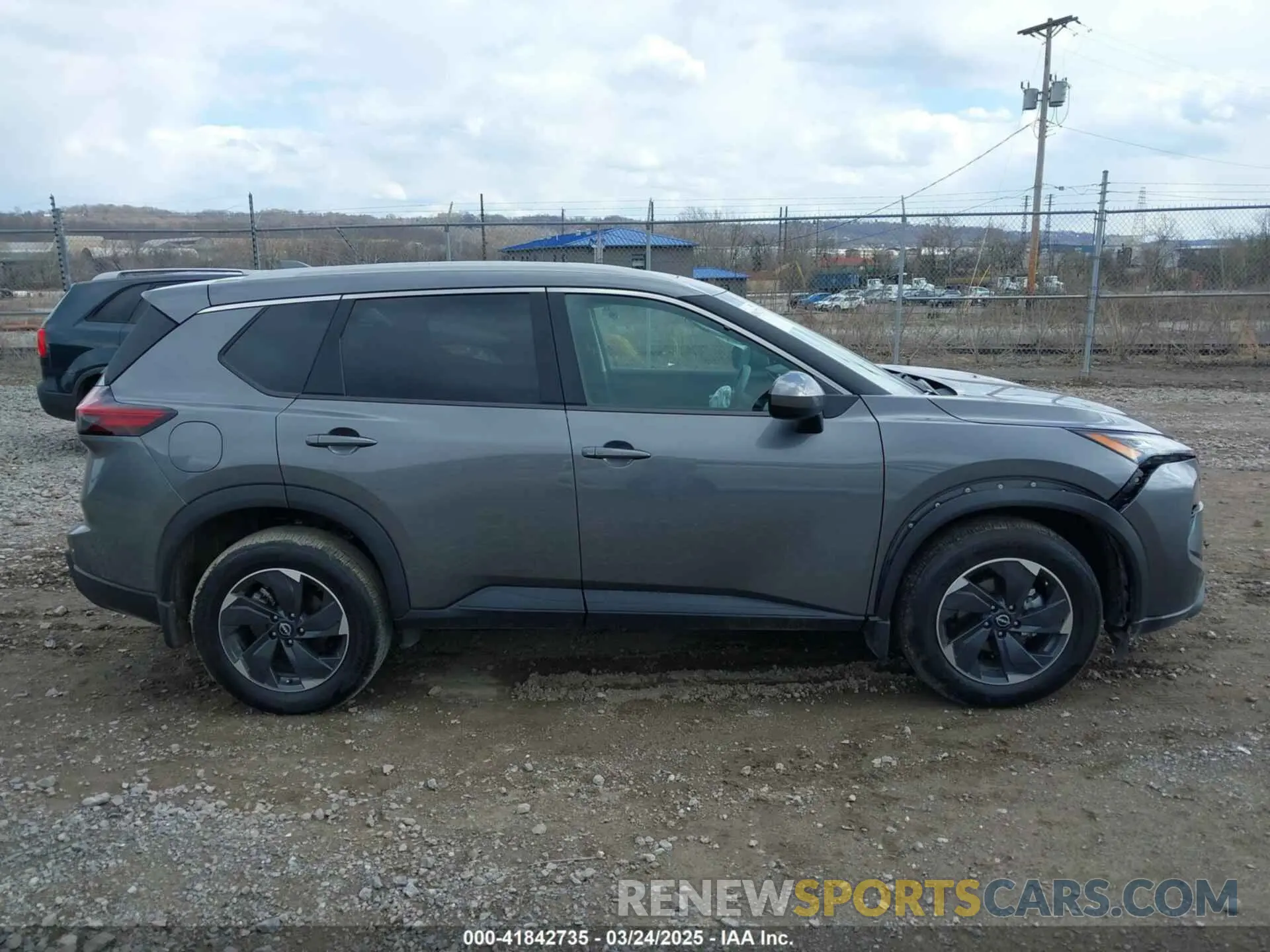 13 Photograph of a damaged car 5N1BT3BB2RC742066 NISSAN ROGUE 2024