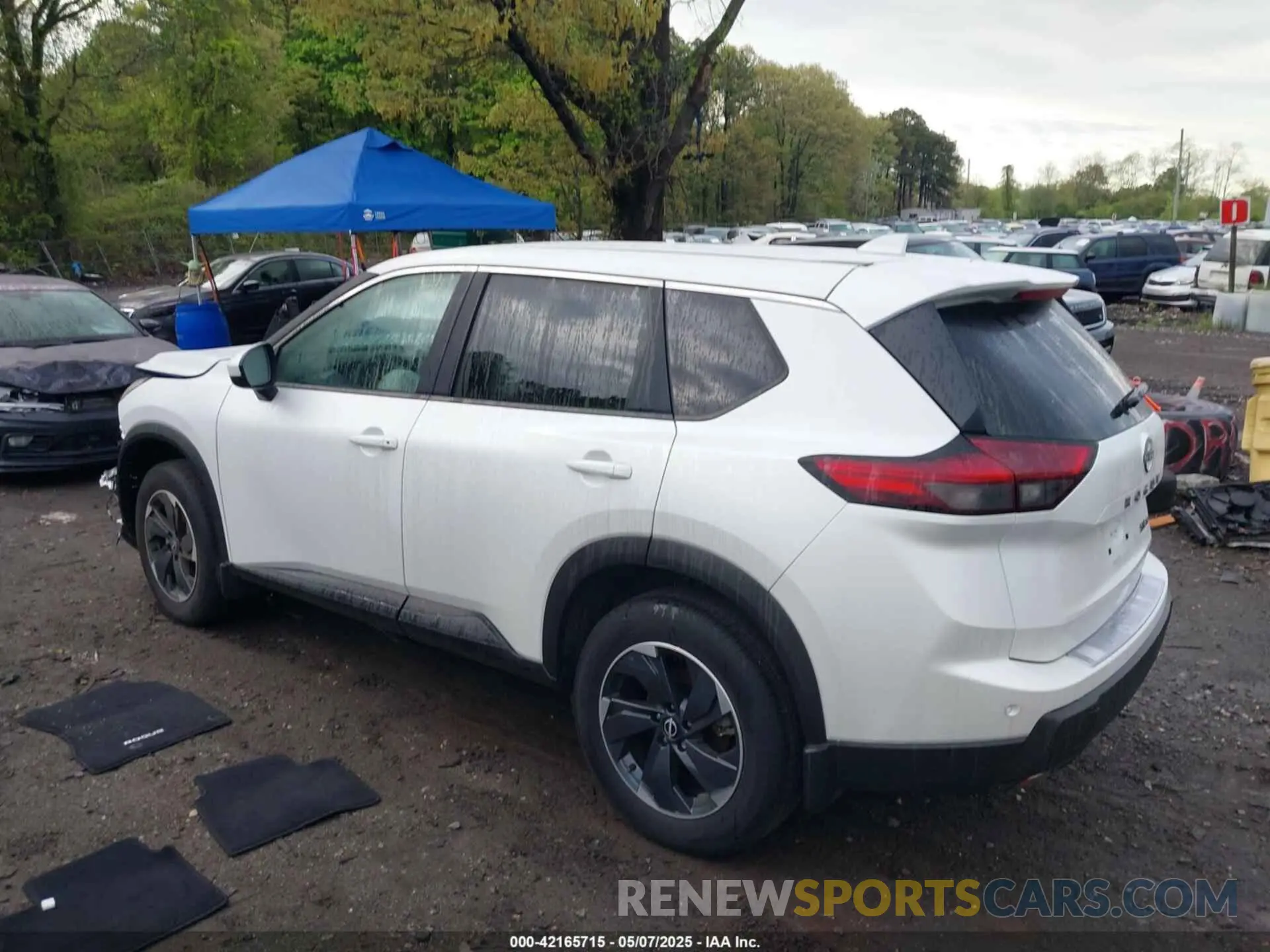 14 Photograph of a damaged car 5N1BT3BB3RC751536 NISSAN ROGUE 2024