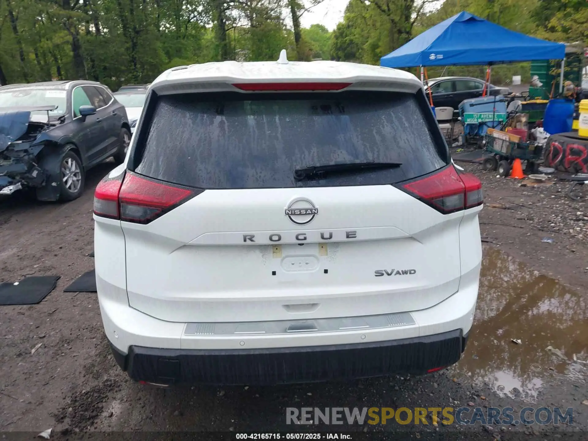 16 Photograph of a damaged car 5N1BT3BB3RC751536 NISSAN ROGUE 2024