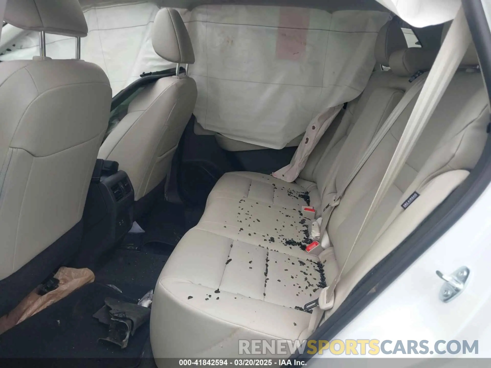 8 Photograph of a damaged car 5N1BT3BB4RC738844 NISSAN ROGUE 2024