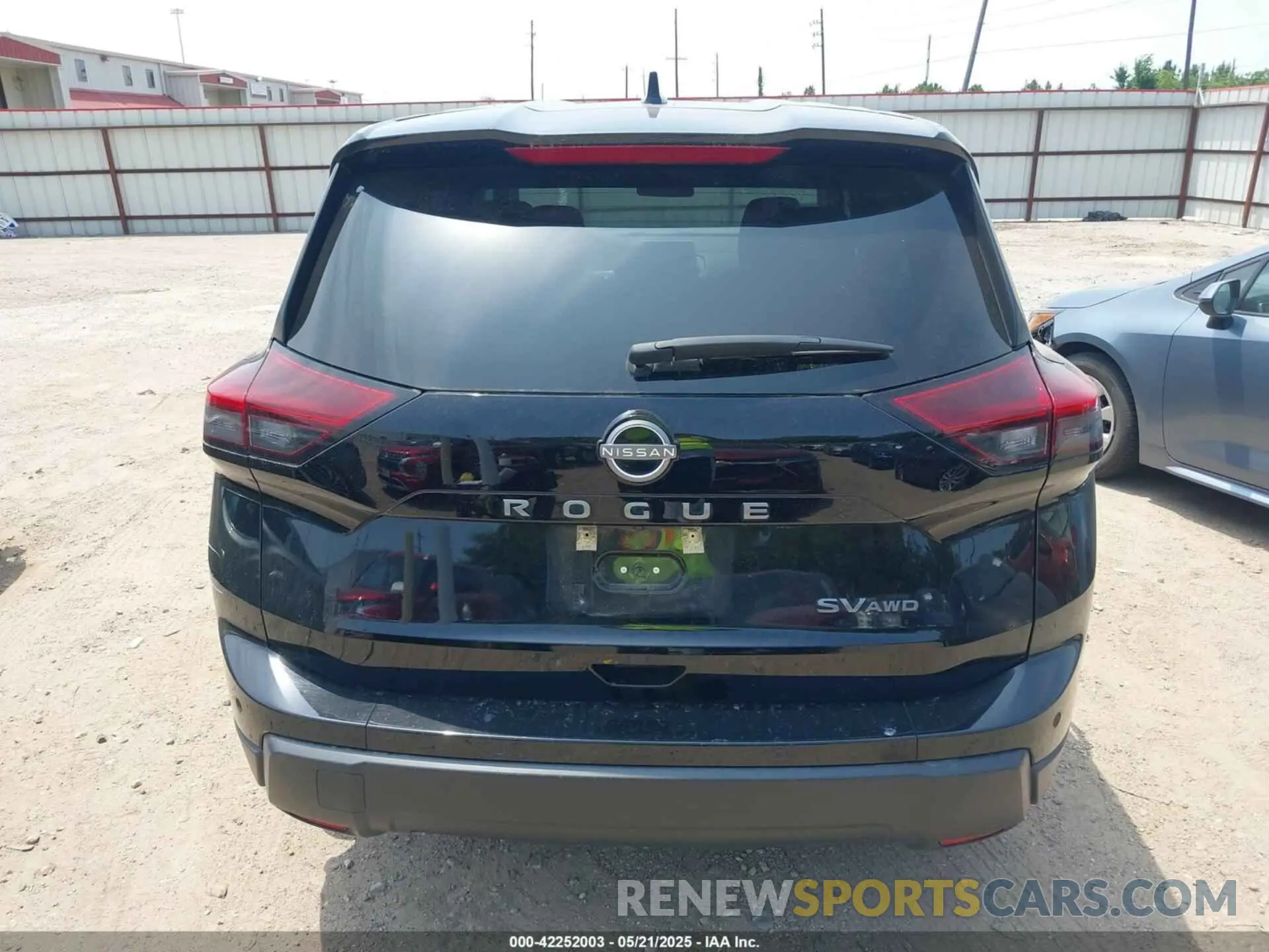 16 Photograph of a damaged car 5N1BT3BB5RC693316 NISSAN ROGUE 2024