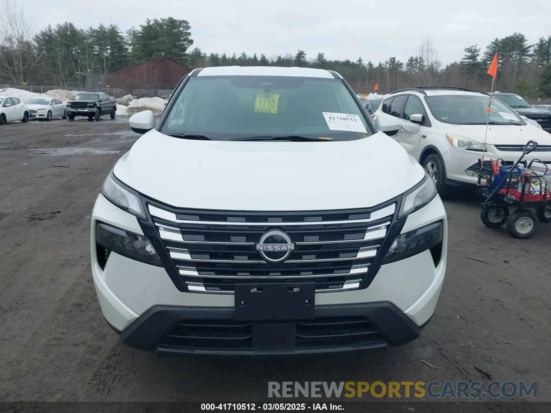 12 Photograph of a damaged car 5N1BT3BB5RC740246 NISSAN ROGUE 2024