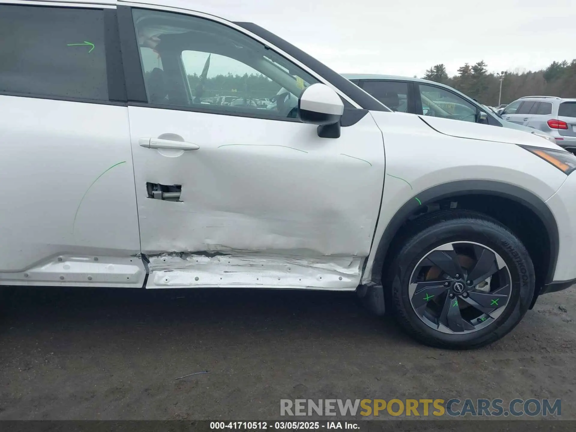 6 Photograph of a damaged car 5N1BT3BB5RC740246 NISSAN ROGUE 2024