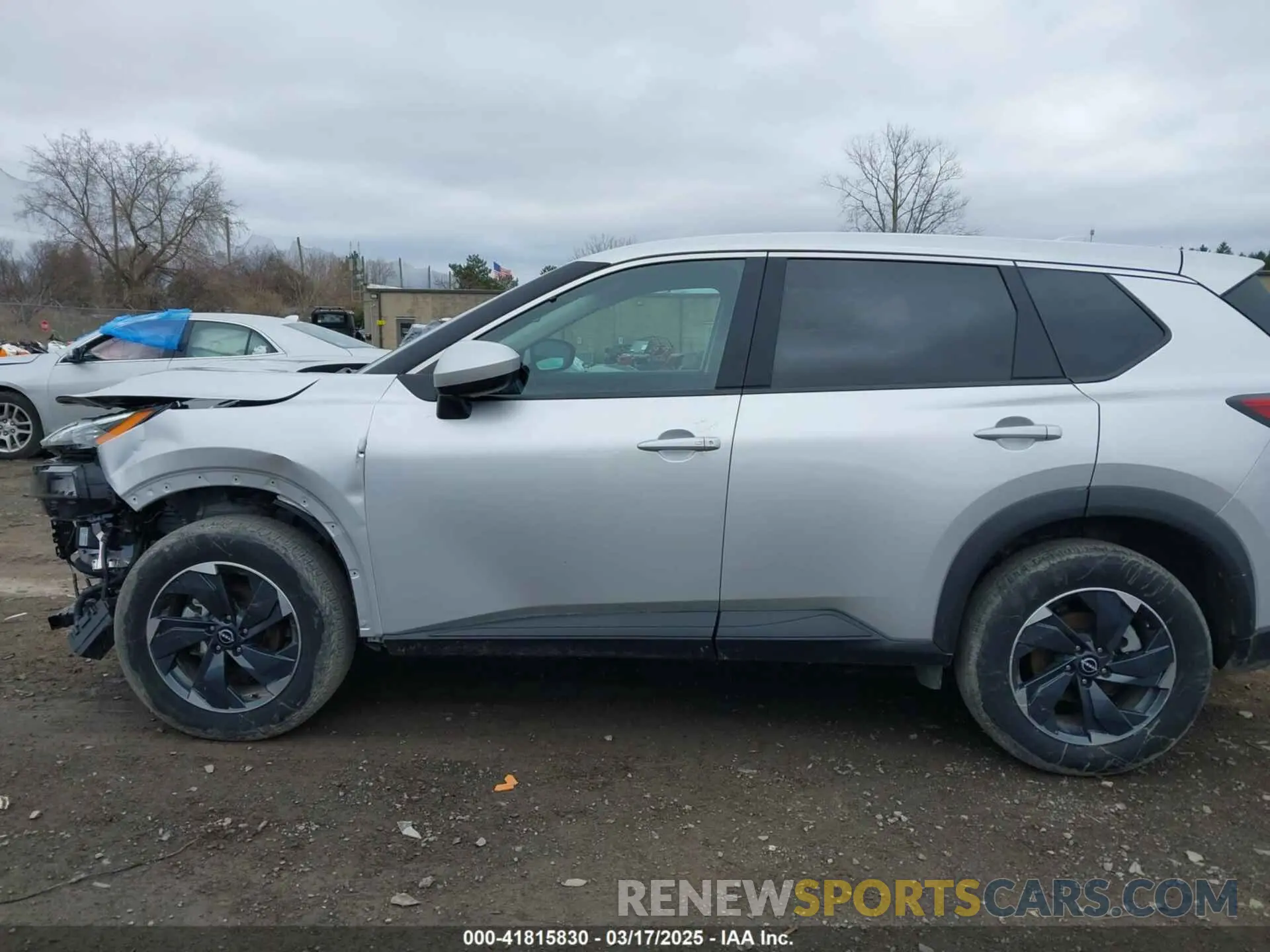 15 Photograph of a damaged car 5N1BT3BB5RC750601 NISSAN ROGUE 2024