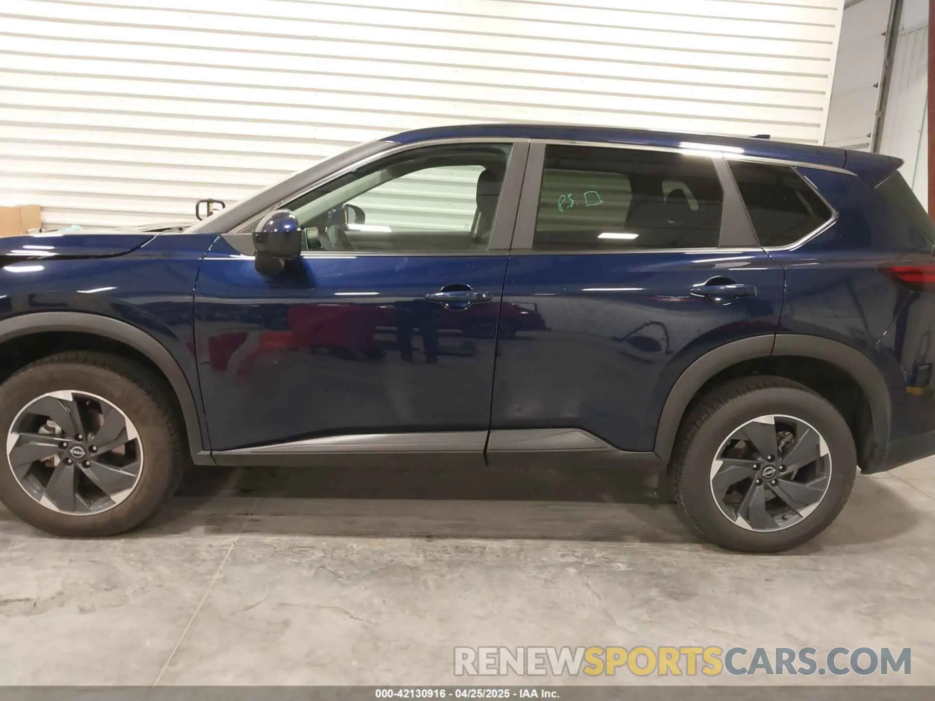 14 Photograph of a damaged car 5N1BT3BB9RC718802 NISSAN ROGUE 2024