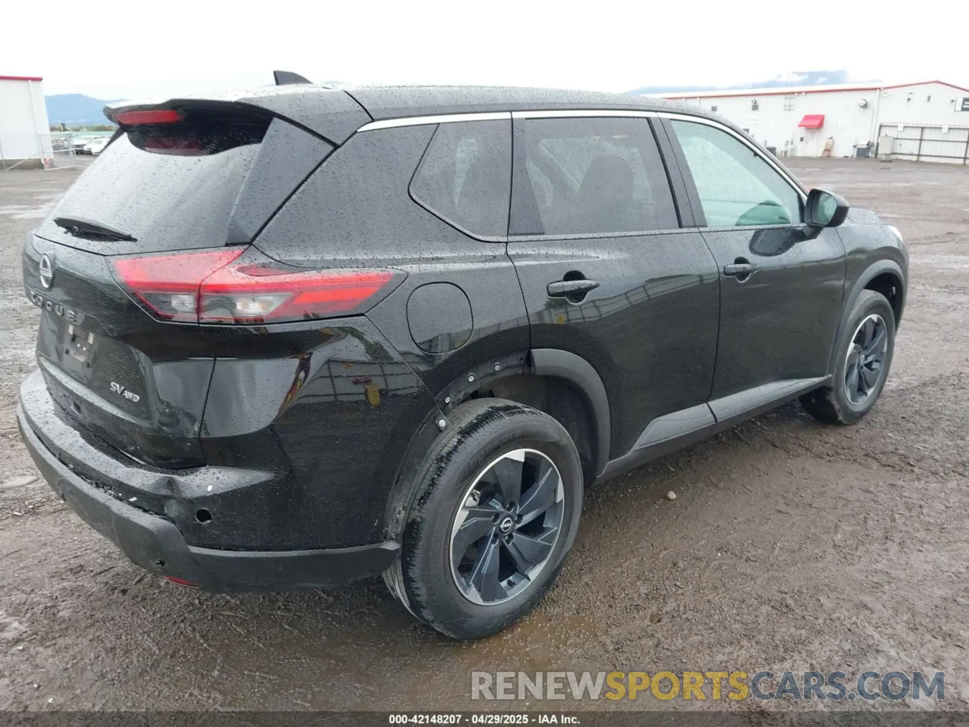 4 Photograph of a damaged car 5N1BT3BB9RC719075 NISSAN ROGUE 2024