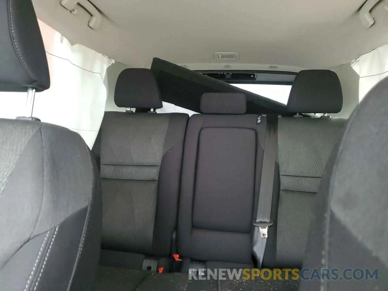 10 Фотография поврежденного автомобиля 5N1BT3BBXRC748021 NISSAN ROGUE 2024