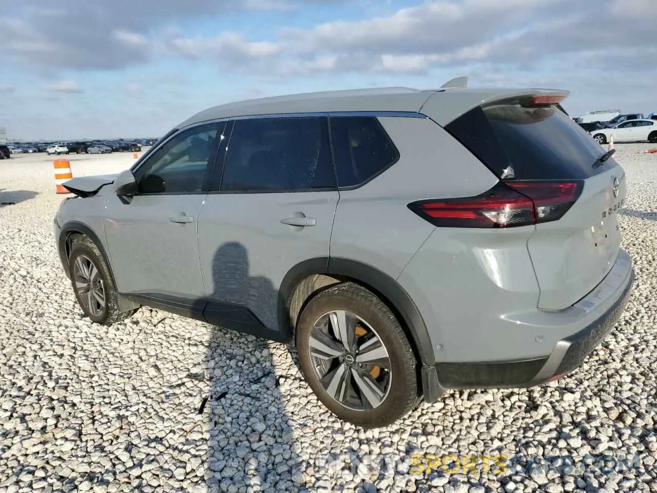 2 Photograph of a damaged car 5N1BT3CA2RC730053 NISSAN ROGUE 2024