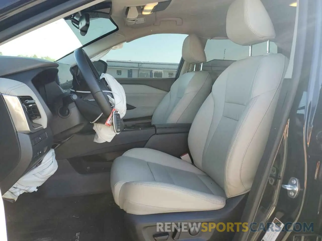 7 Photograph of a damaged car 5N1BT3CA4RC730636 NISSAN ROGUE 2024