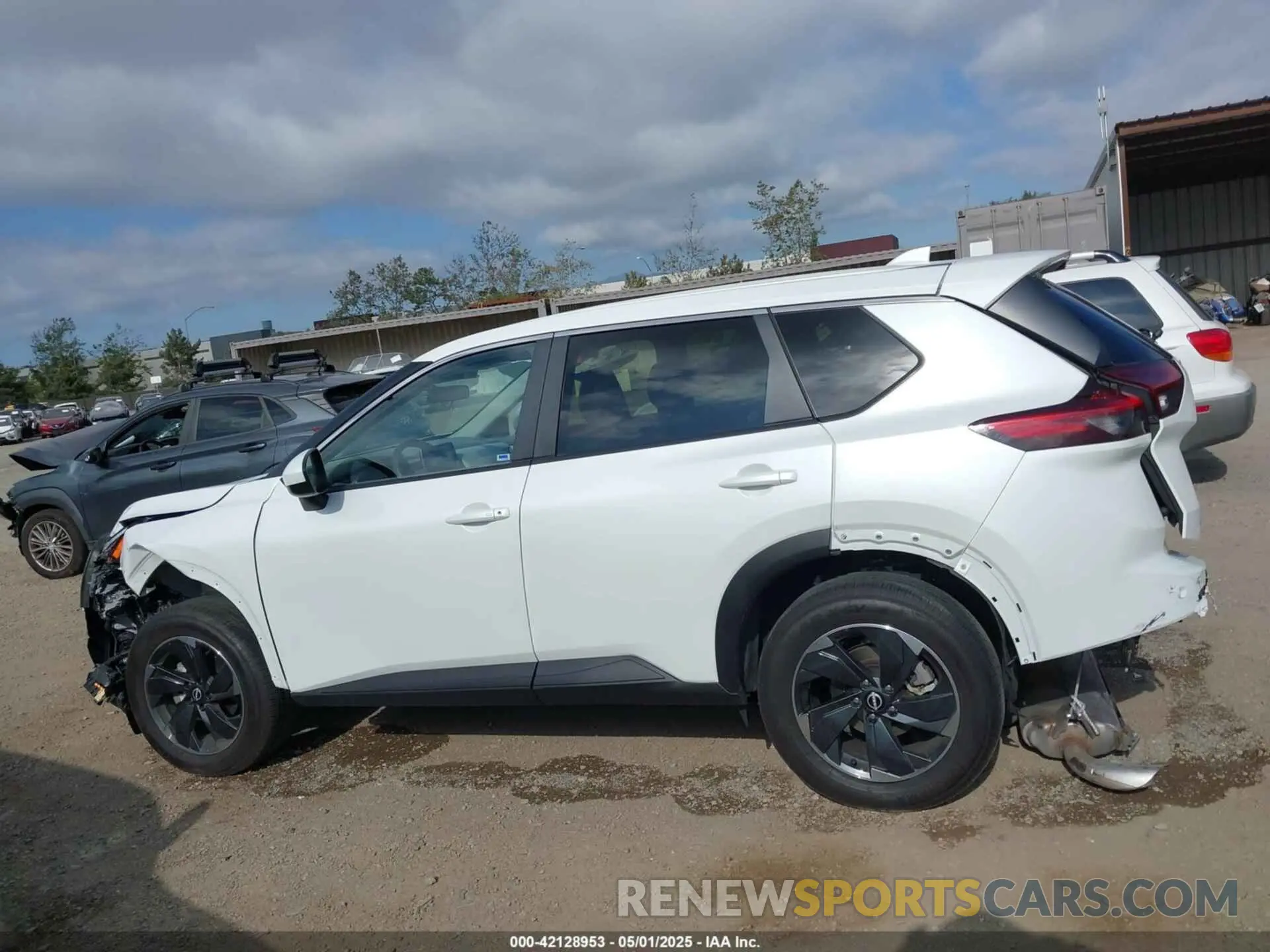 14 Photograph of a damaged car JN8BT3BA2RW355113 NISSAN ROGUE 2024