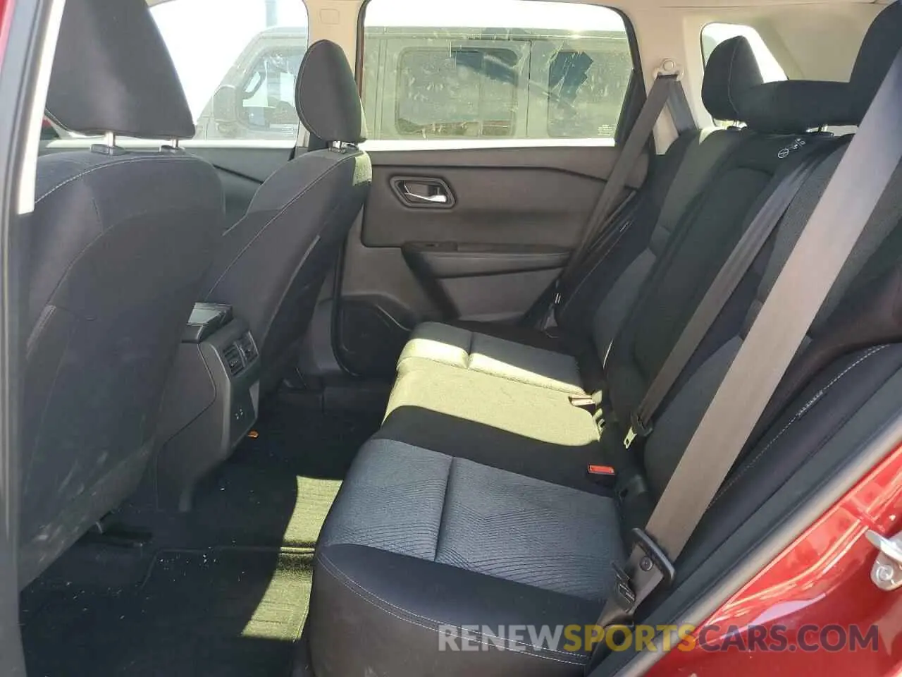 10 Photograph of a damaged car JN8BT3BA6RW001529 NISSAN ROGUE 2024