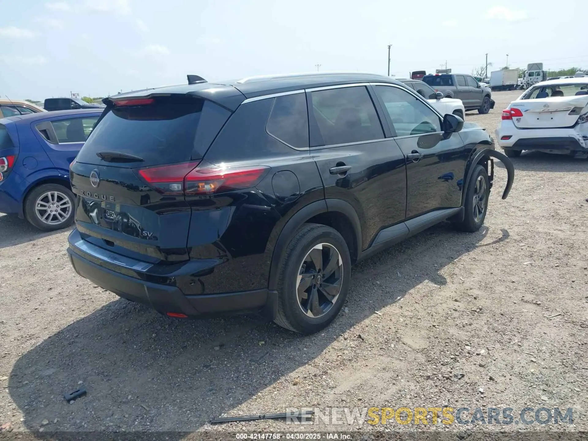 4 Photograph of a damaged car JN8BT3BA7RW352045 NISSAN ROGUE 2024