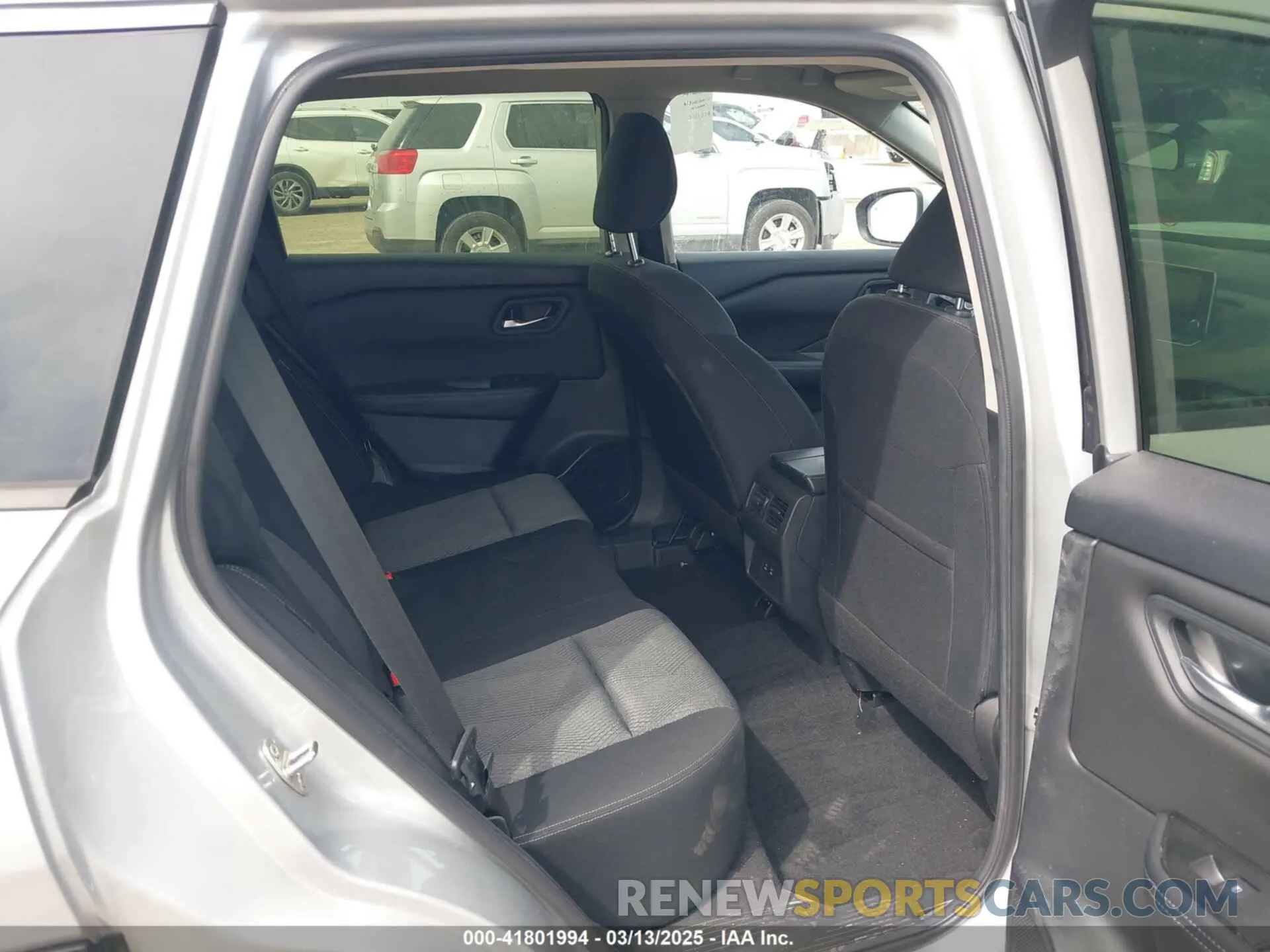 8 Фотография поврежденного автомобиля JN8BT3BA9RW351981 NISSAN ROGUE 2024