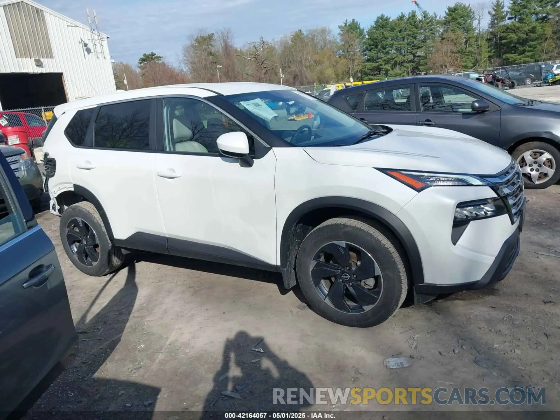 13 Photograph of a damaged car JN8BT3BB0RW420744 NISSAN ROGUE 2024