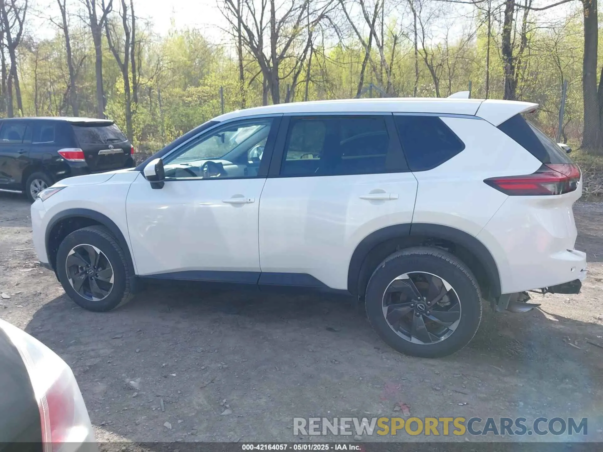 14 Photograph of a damaged car JN8BT3BB0RW420744 NISSAN ROGUE 2024