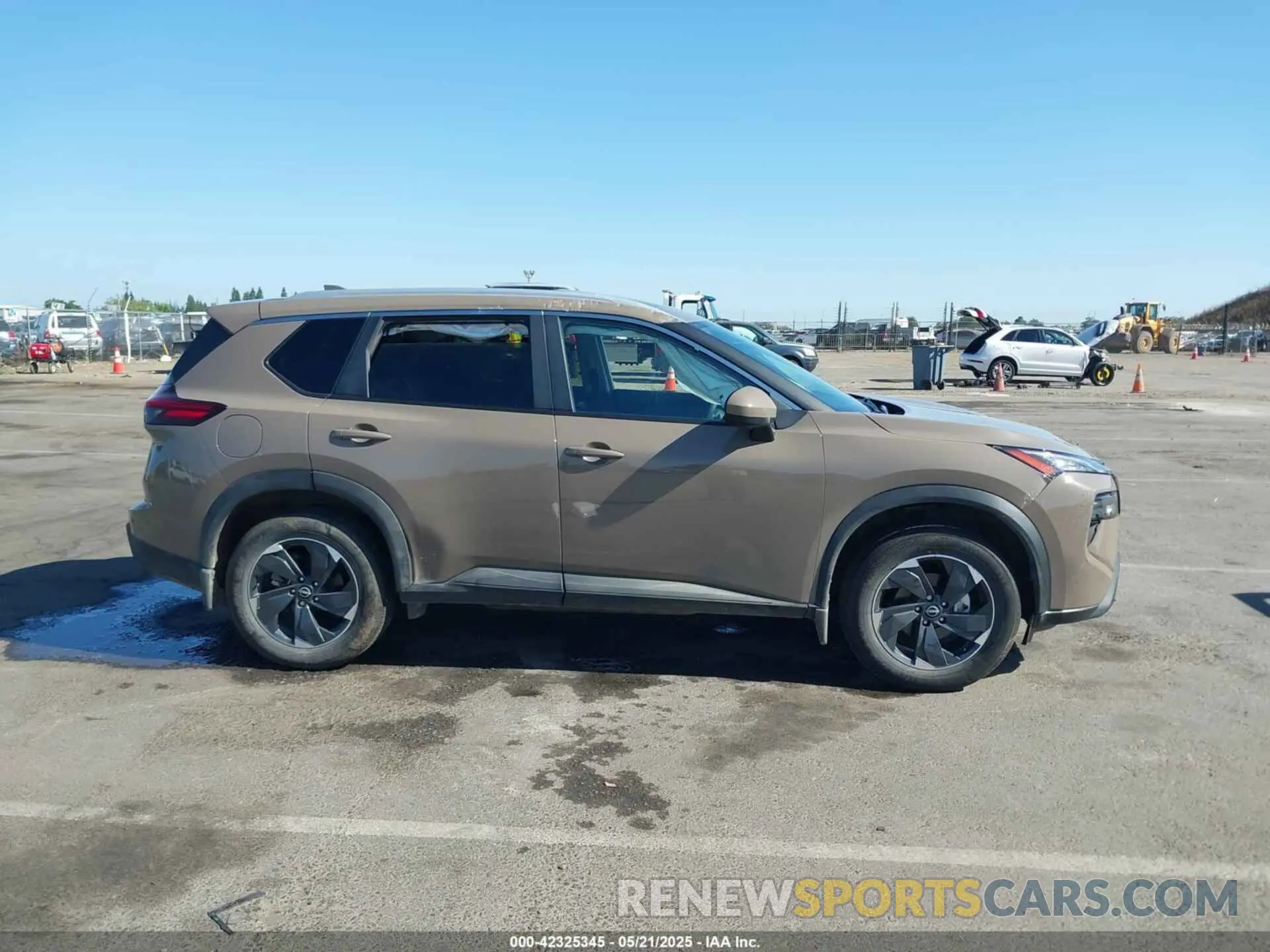 13 Photograph of a damaged car JN8BT3BB2RW431924 NISSAN ROGUE 2024