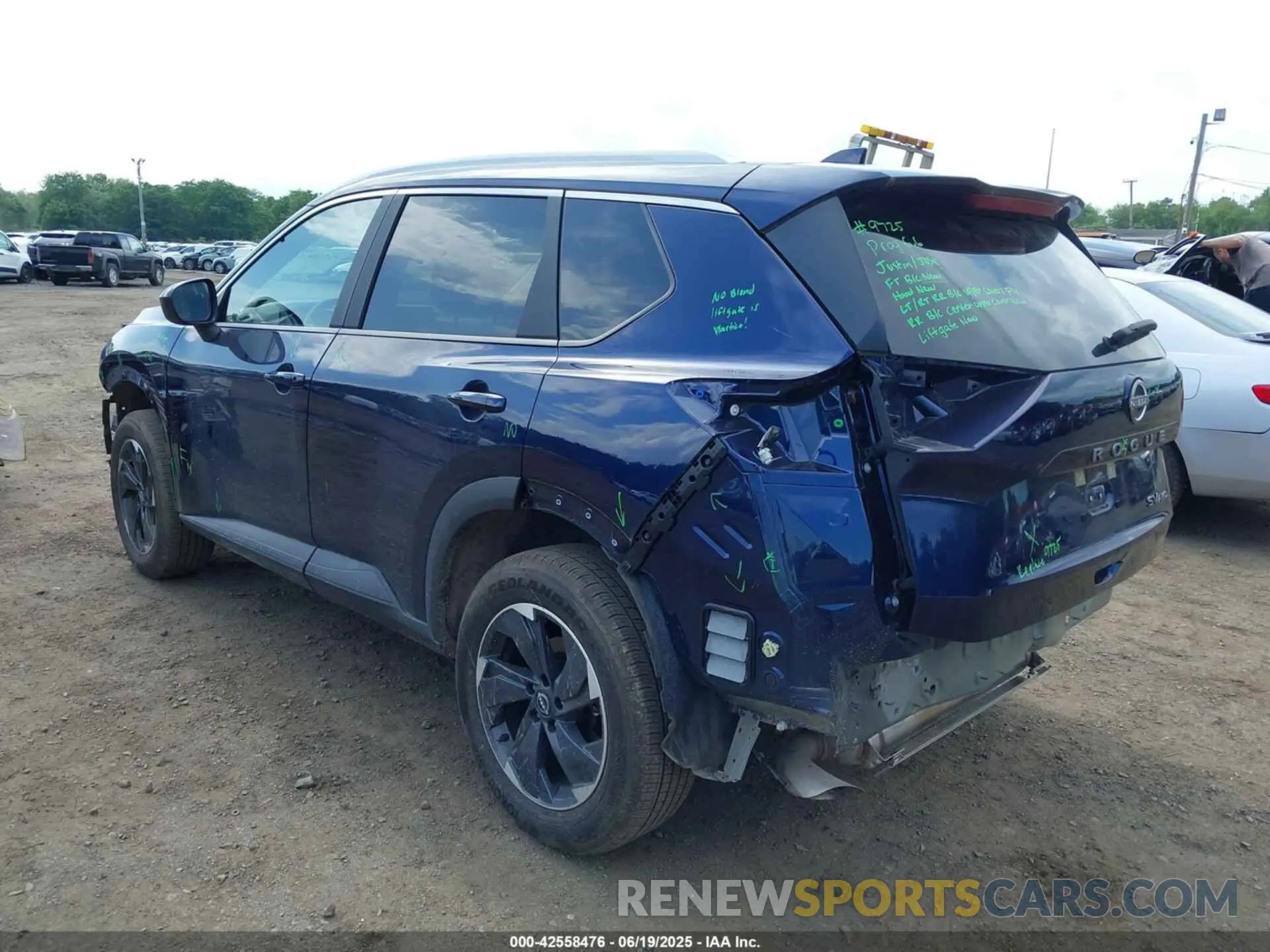 18 Фотография поврежденного автомобиля JN8BT3BB4RW283985 NISSAN ROGUE 2024