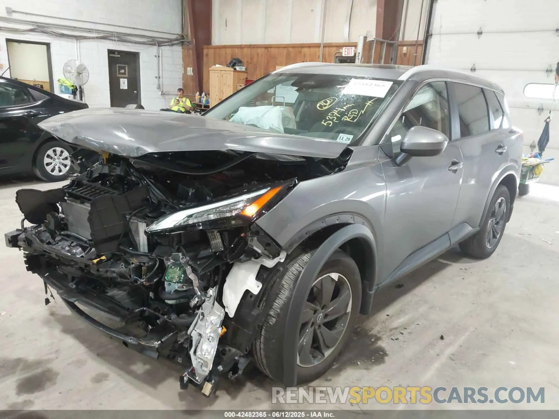 18 Photograph of a damaged car JN8BT3BB5RW176850 NISSAN ROGUE 2024