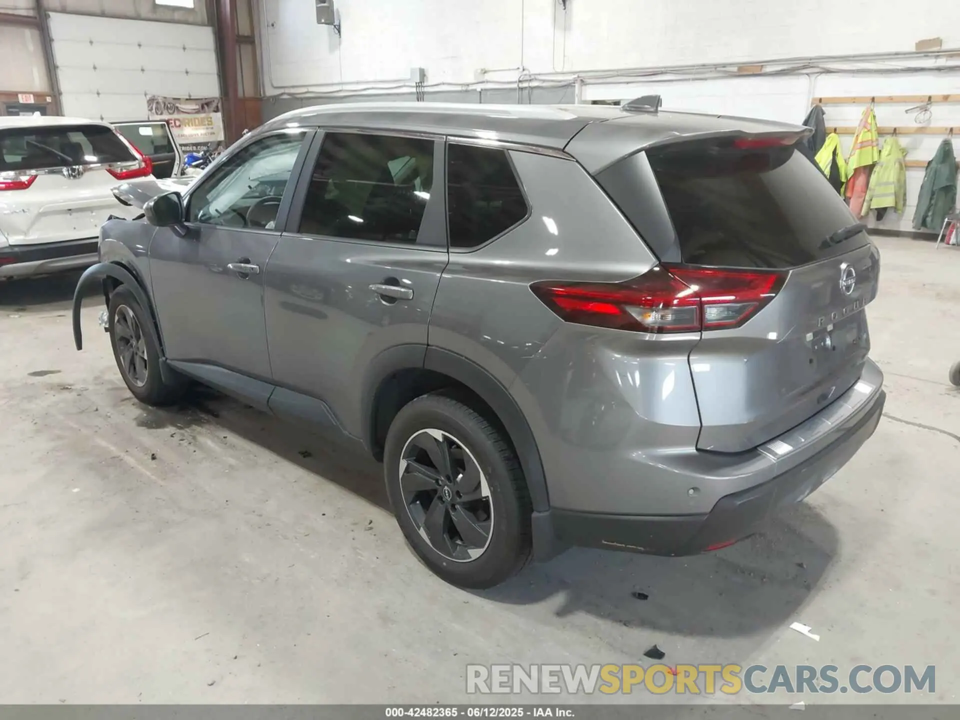 3 Photograph of a damaged car JN8BT3BB5RW176850 NISSAN ROGUE 2024
